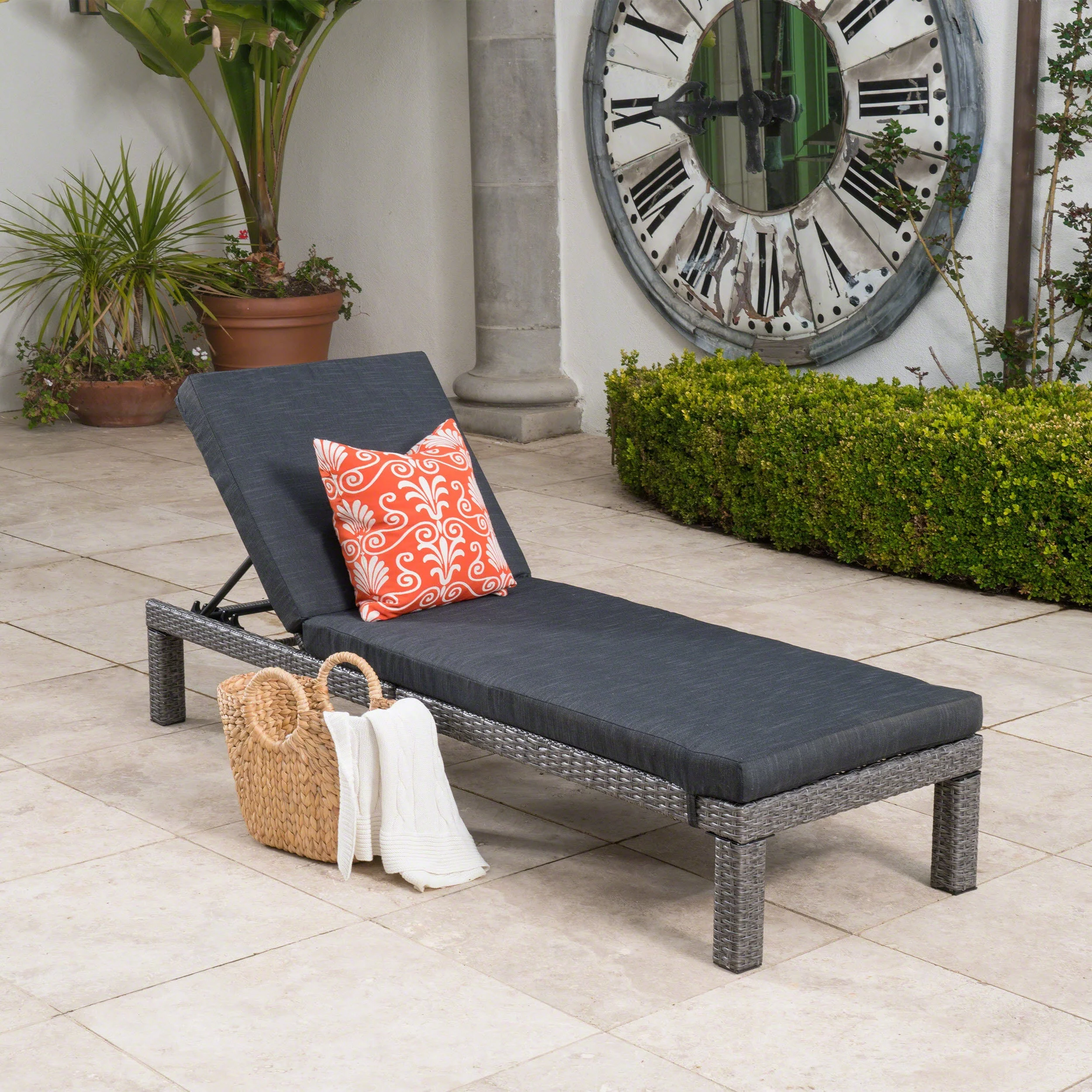 Puerta KD Chaise Lounge - Image 5