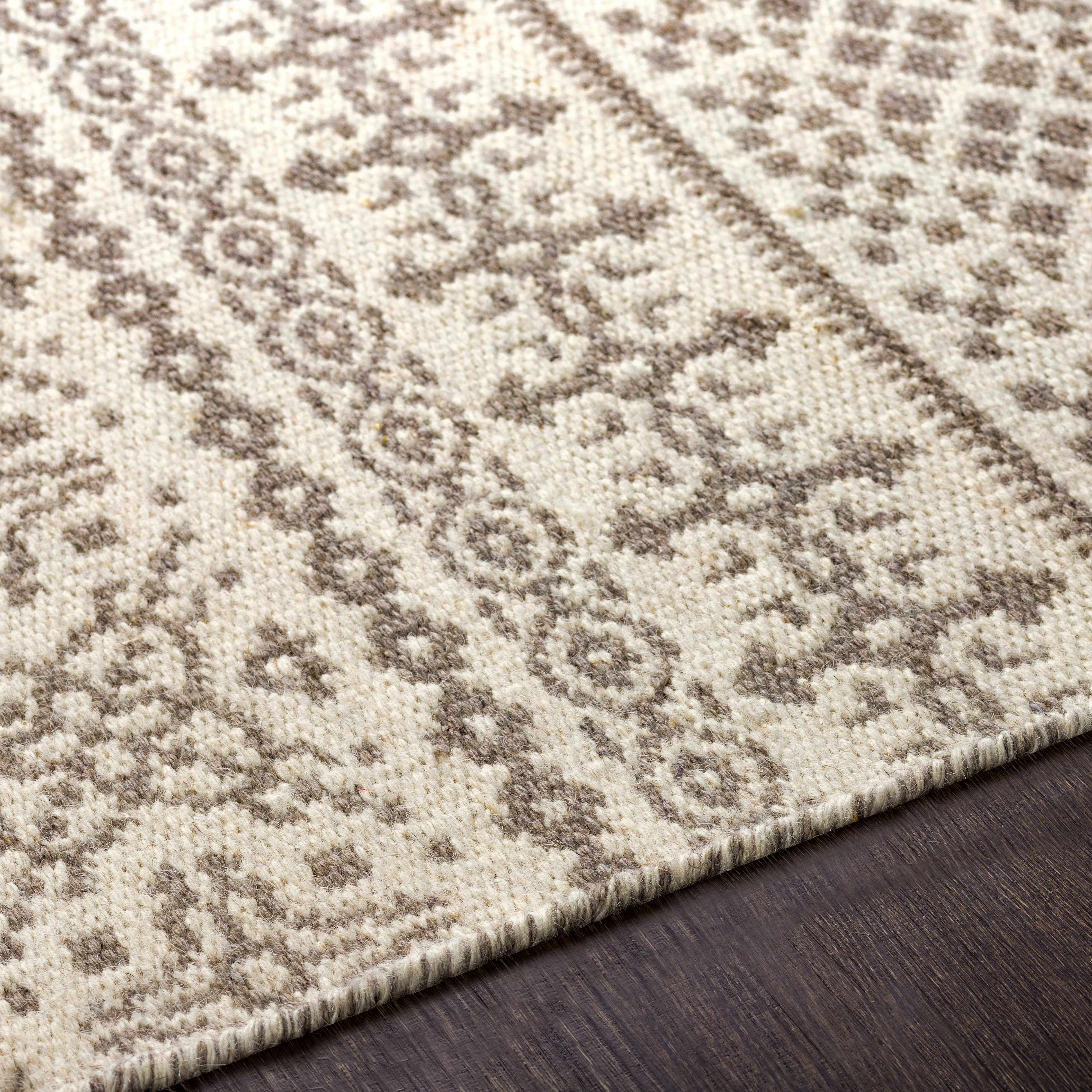 Pumwani Area Carpet - Clearance - Image 6