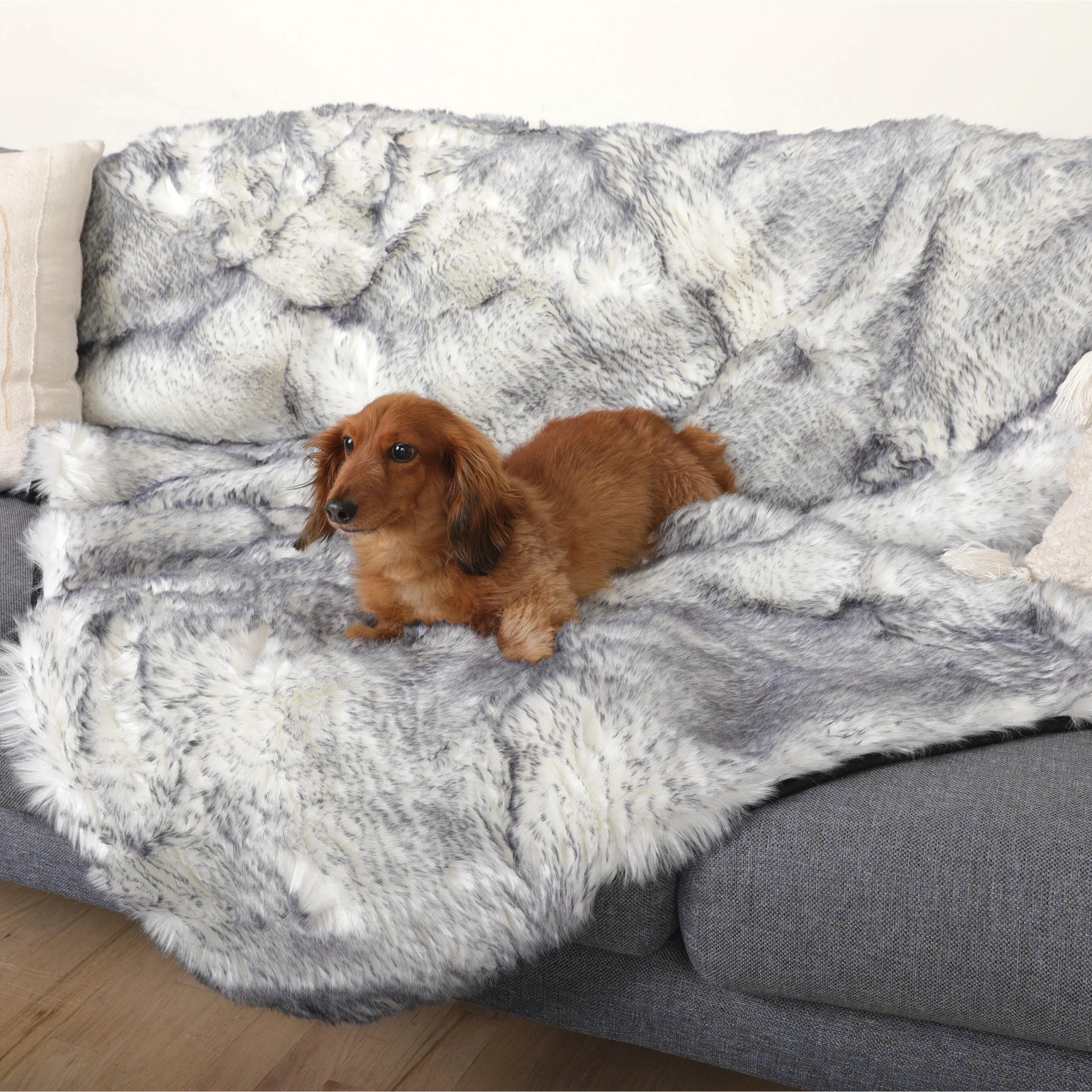 PupProtector™ Luxe Waterproof Faux Fur Blanket - Ultra Plush Arctic Fox - Image 6