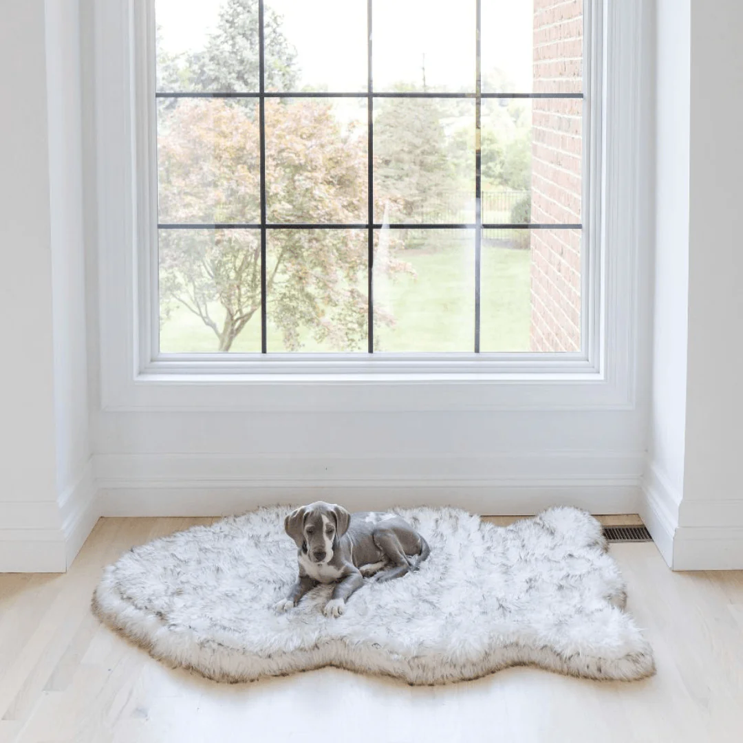 PupRug by Paw.com® Faux Fur Orthopedic Dog Bed - Curve White with Brown Accents - Image 4