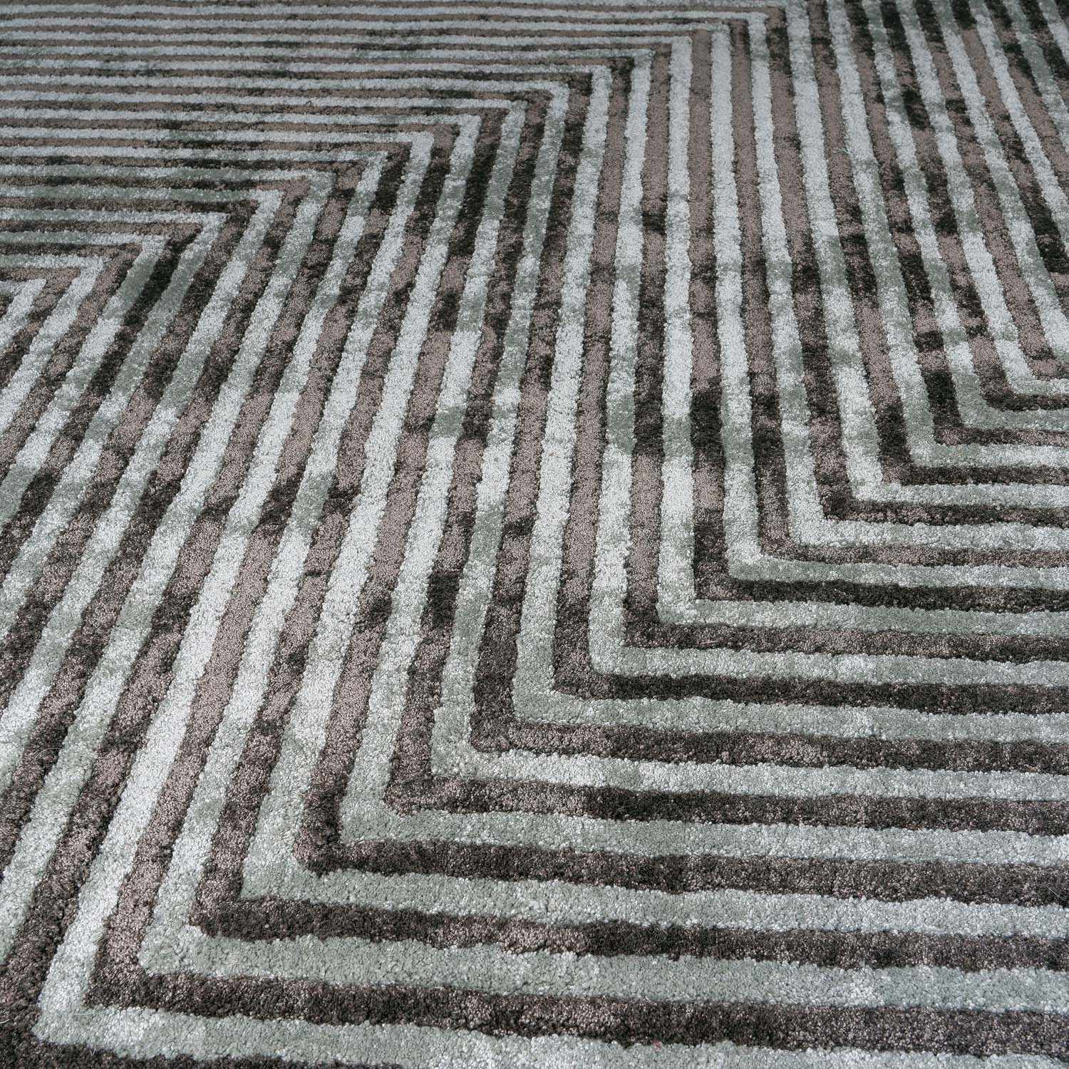Quartz Patterned Sheen Gray/Green Viscose Rug - Image 6