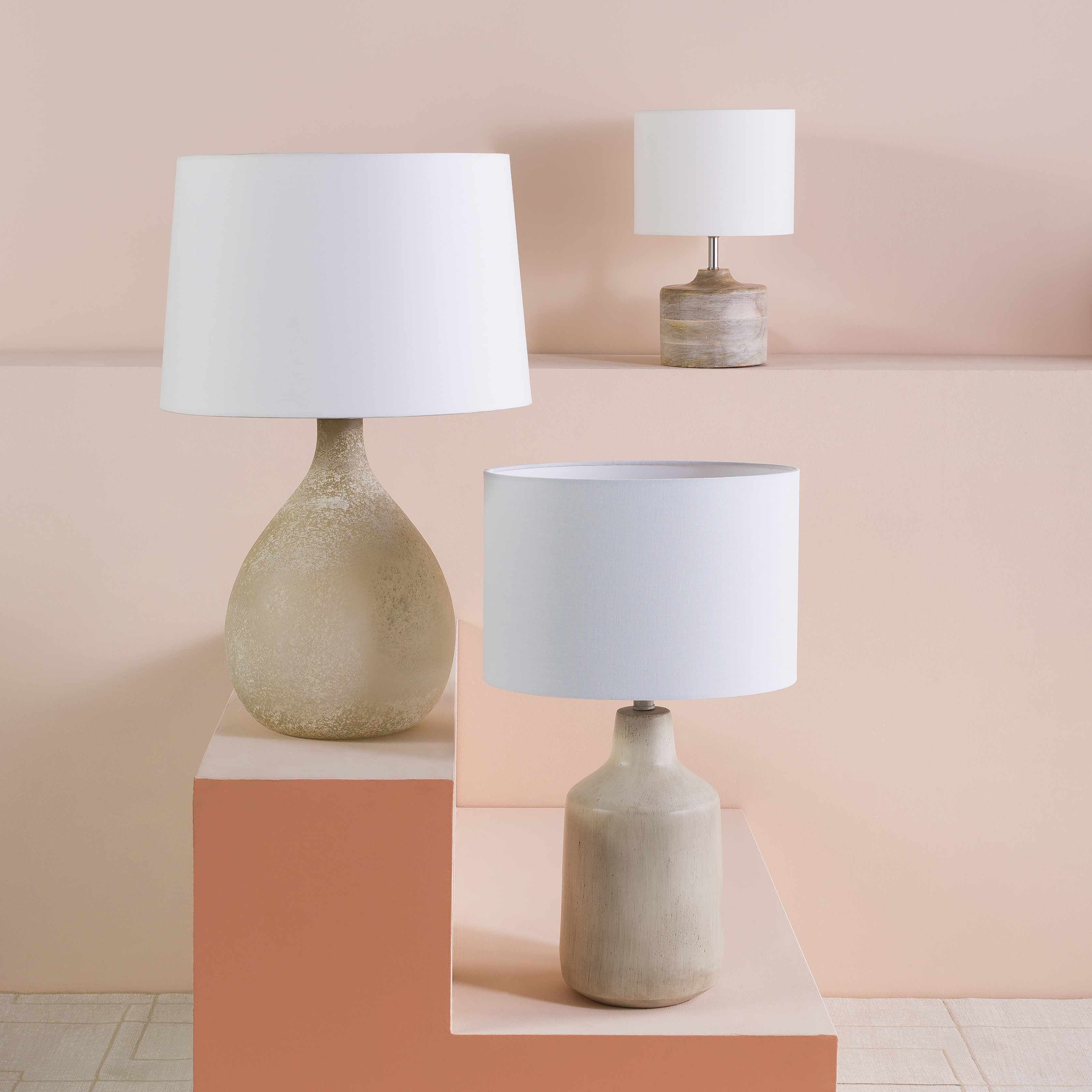Quezon Beige Resin Table Lamp - Image 2