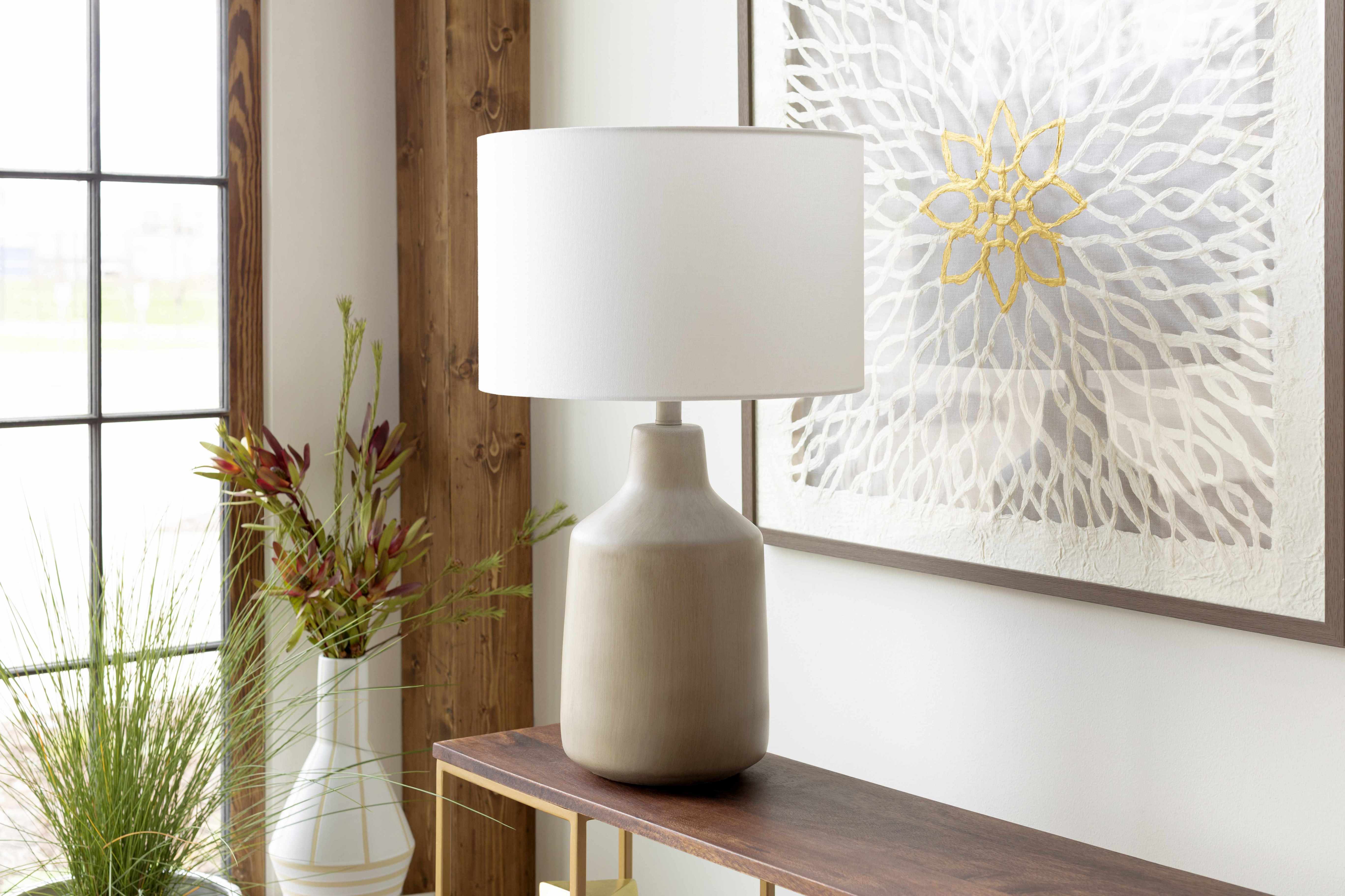 Quezon Beige Resin Table Lamp - Image 3