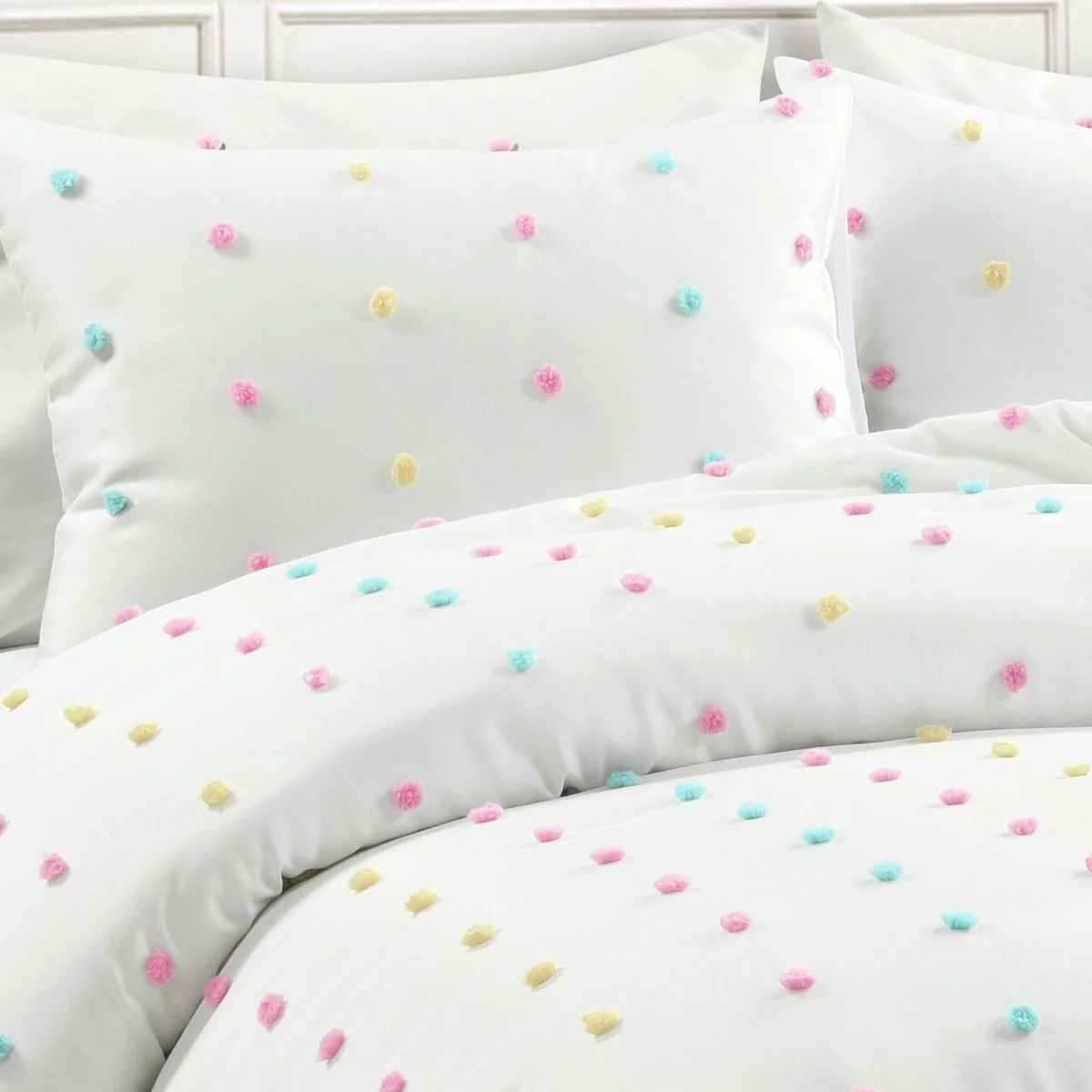Rainbow Tufted Dot Comforter Set - Image 3