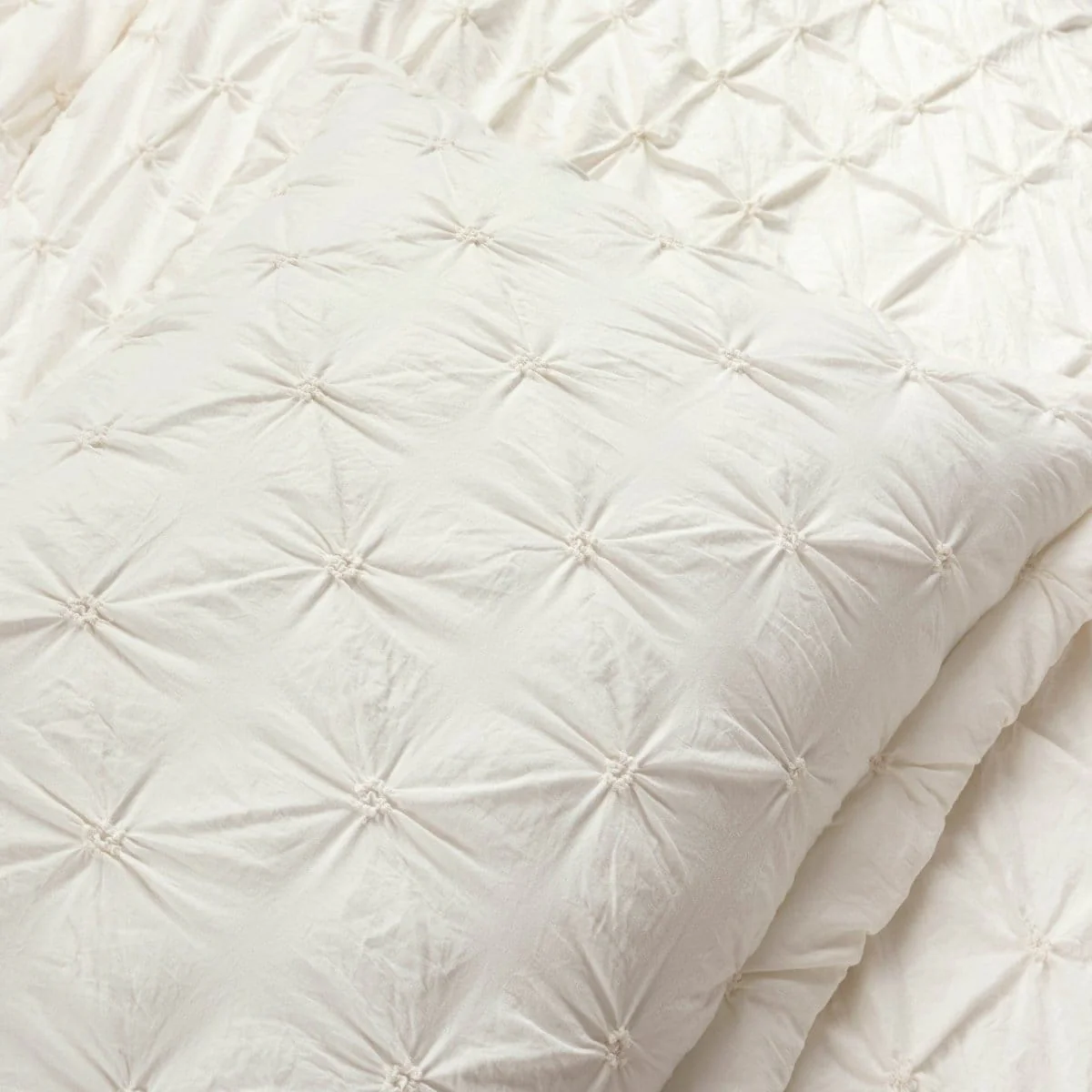 Ravello Pintuck 3 Piece Duvet Cover Set - Image 16