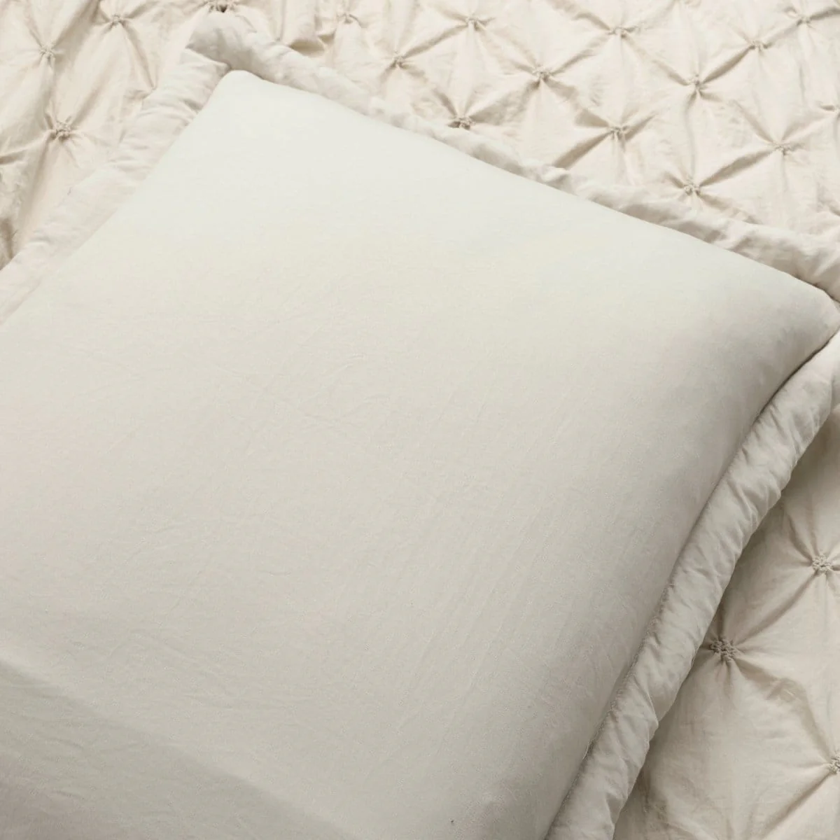 Ravello Pintuck 3 Piece Duvet Cover Set - Image 38