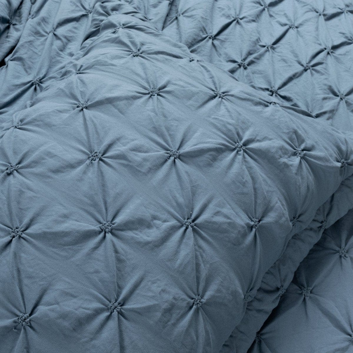 Ravello Pintuck 3 Piece Duvet Cover Set - Image 9