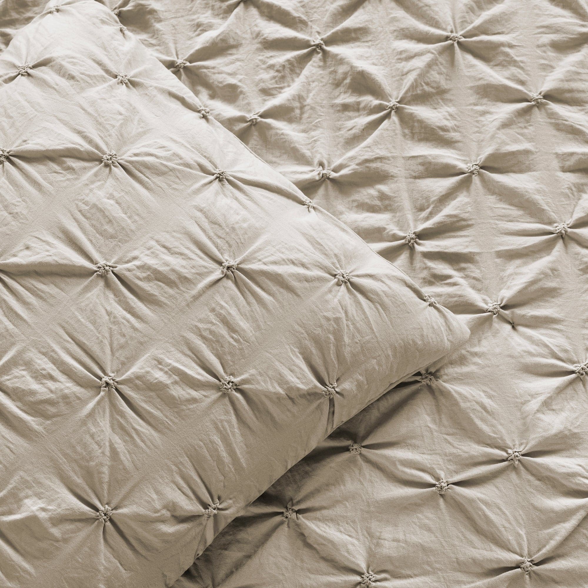 Ravello Pintuck 5 Piece Comforter Set - Image 42