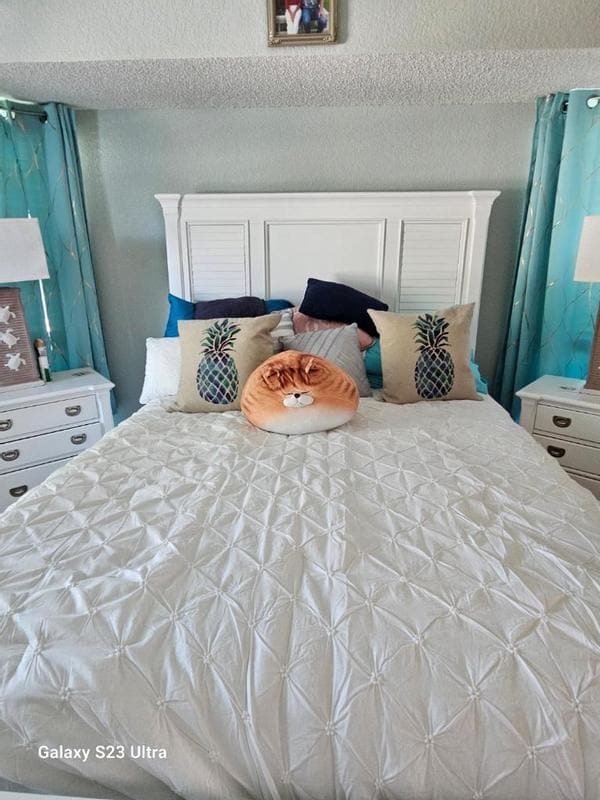 Ravello Pintuck Cotton Comforter 3 Piece Set - Image 17