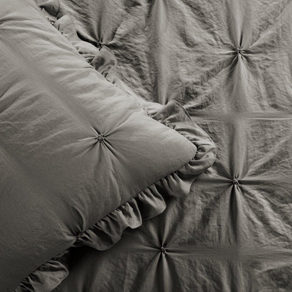 Ravello Pintuck Ruffle Skirt Bedspread Set - Image 28