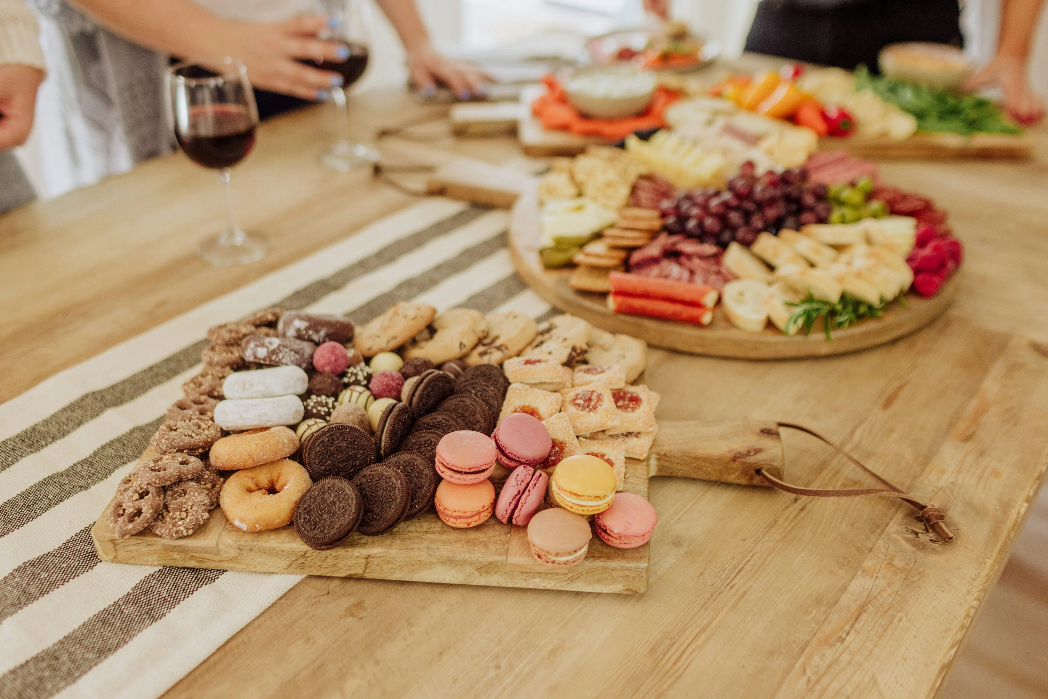 Ravi Rectangular Charcuterie Board - Image 15