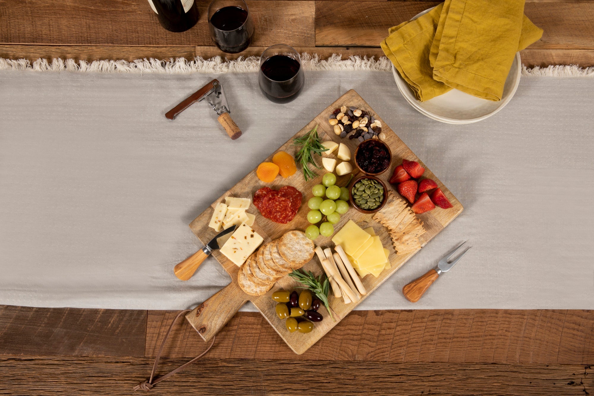 Ravi Rectangular Charcuterie Board - Image 9