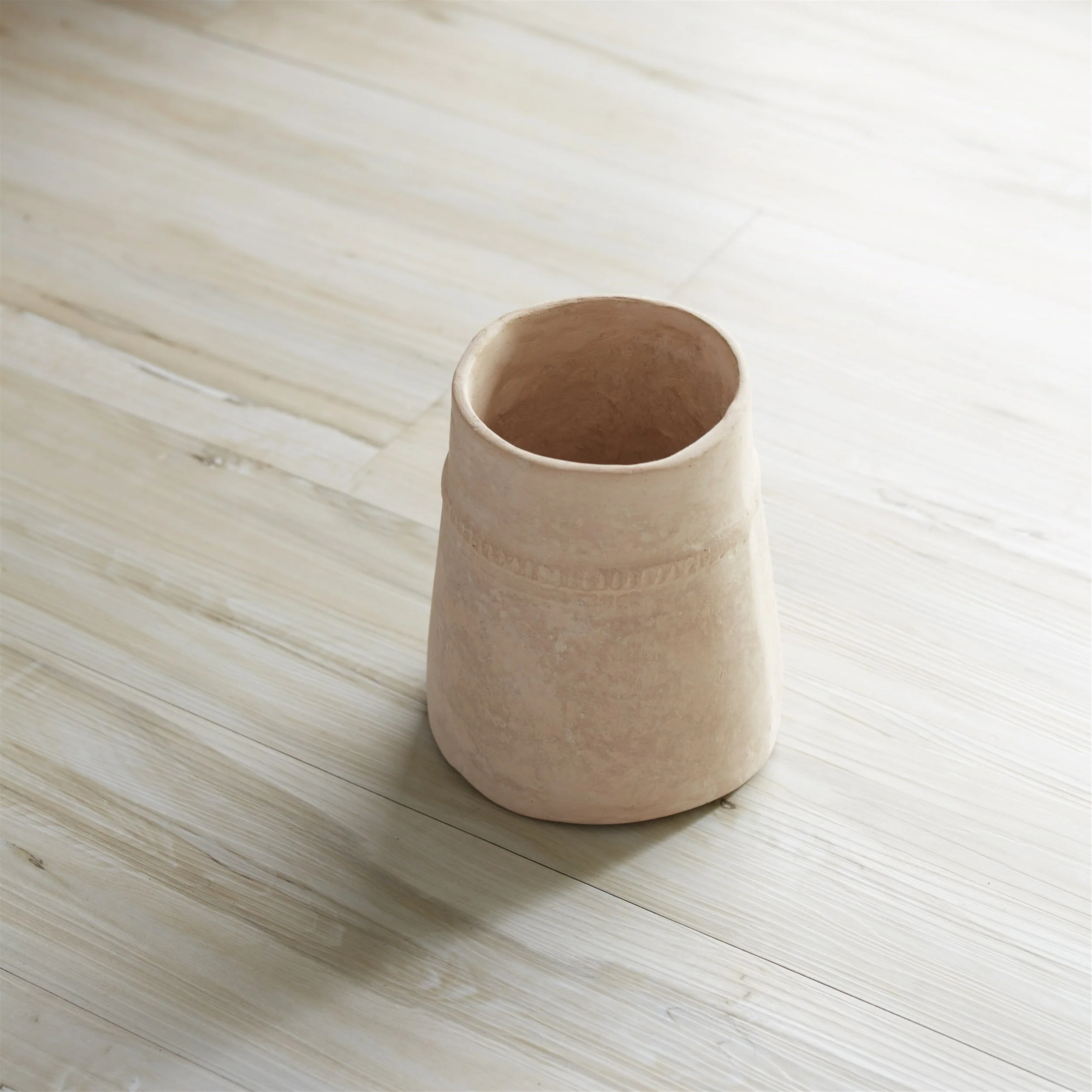 Recycled paper chalk vase 6.5"h - Image 4