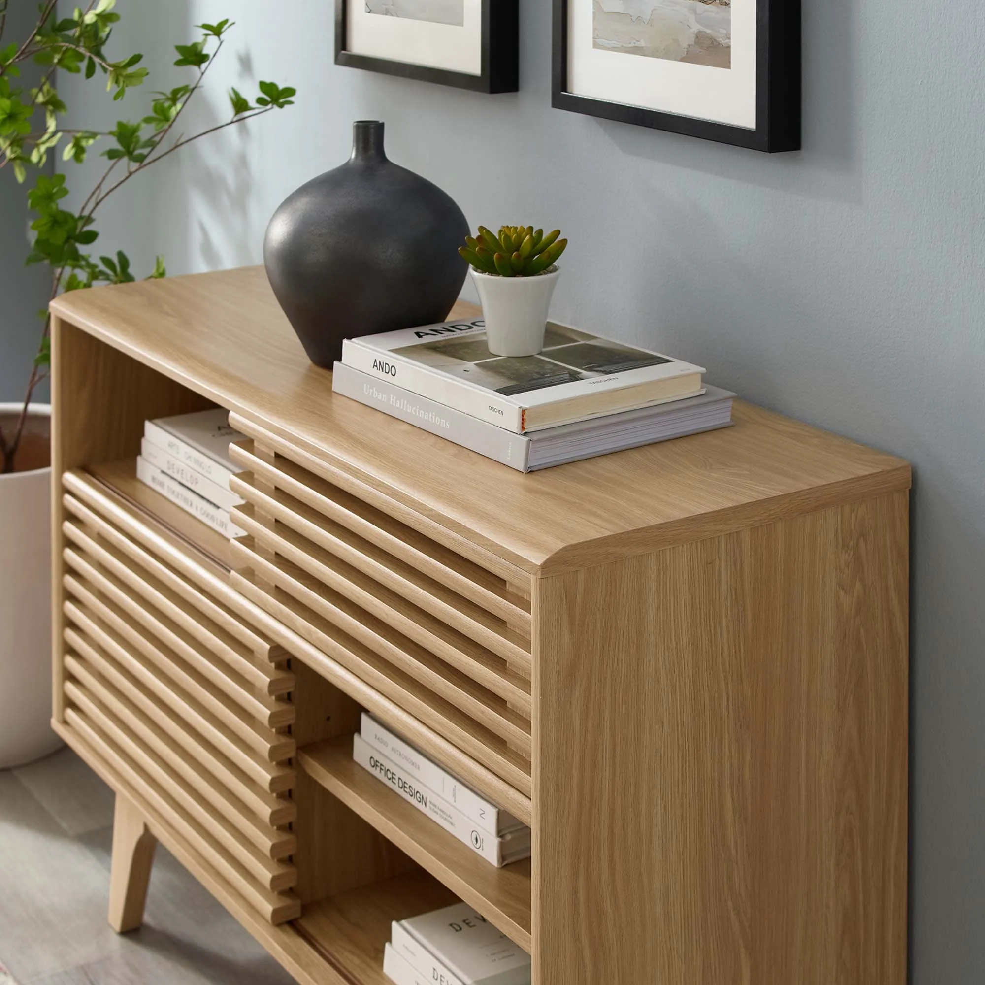 Render Display Stand by Modway - Image 7