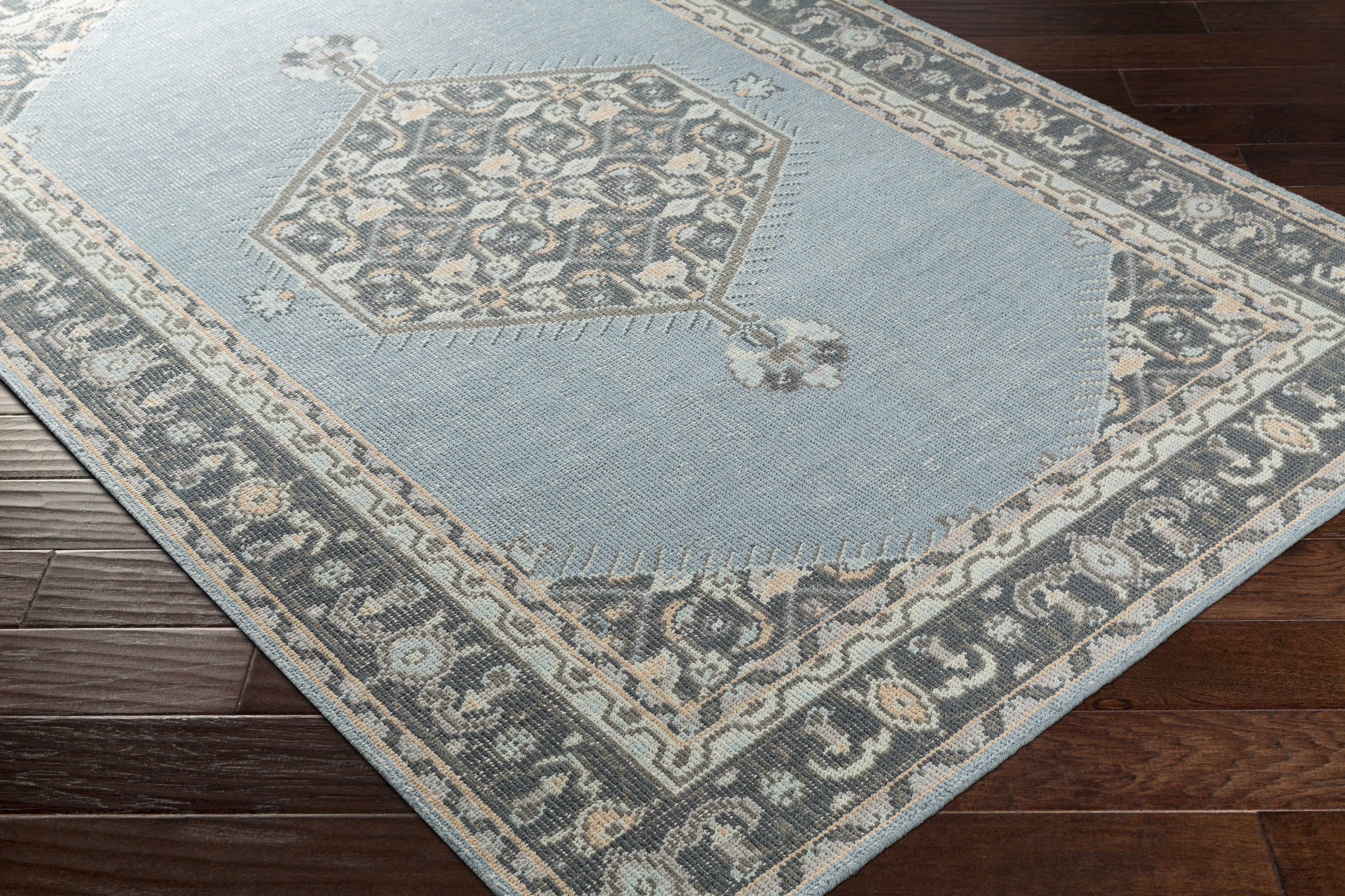 Renfrewshire Clearance Rug - Clearance - Image 3