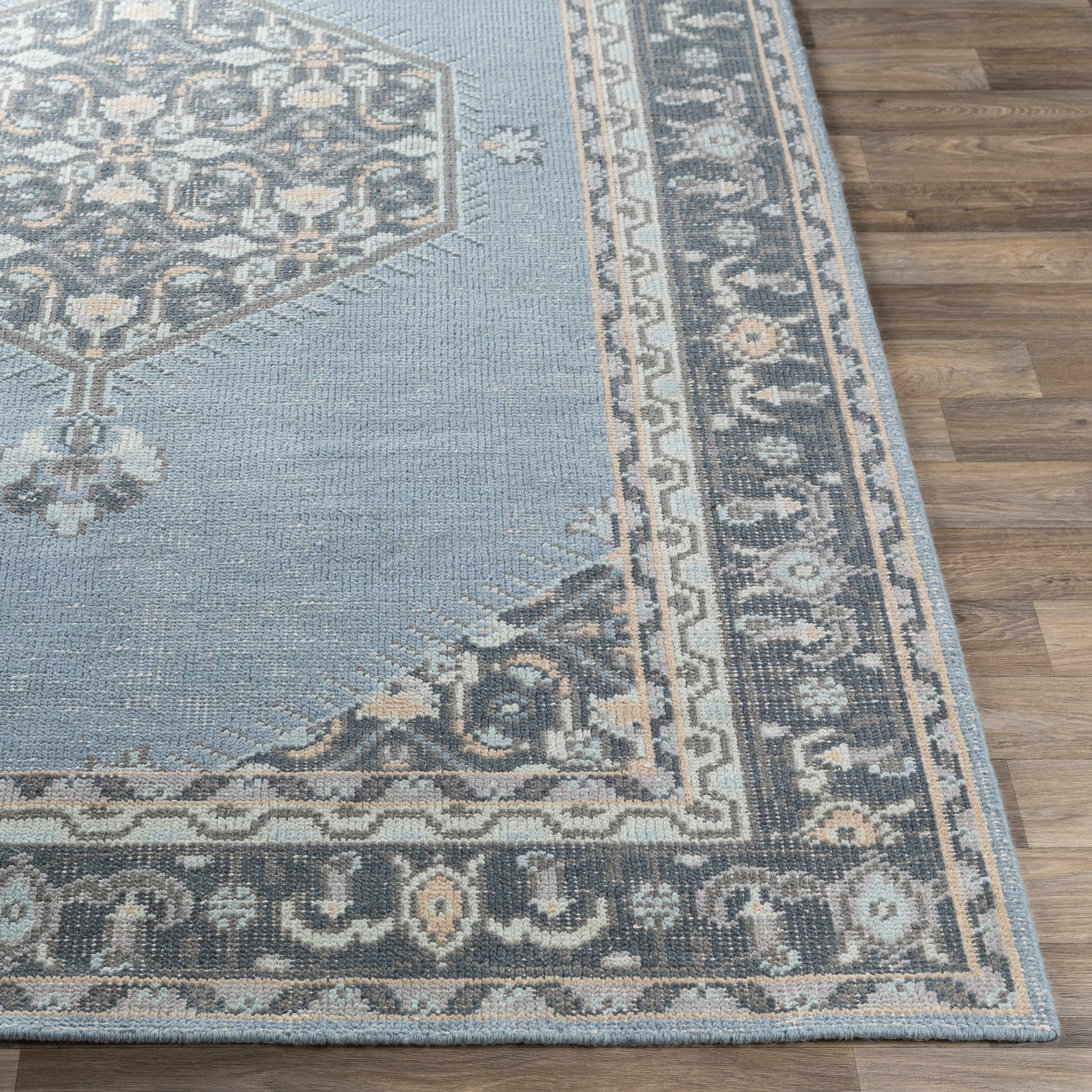 Renfrewshire Clearance Rug - Clearance - Image 4
