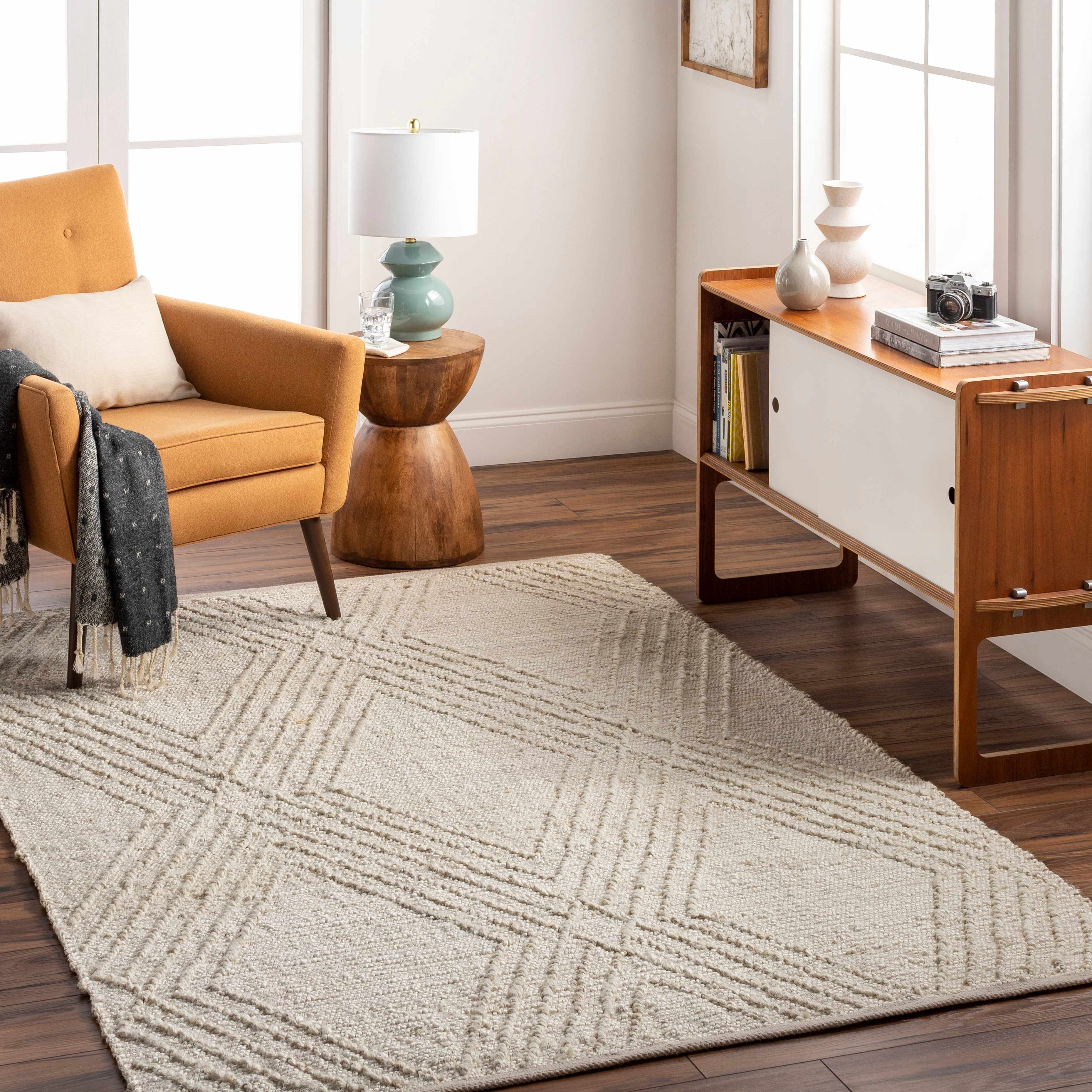 Renz Area Rug - Image 2
