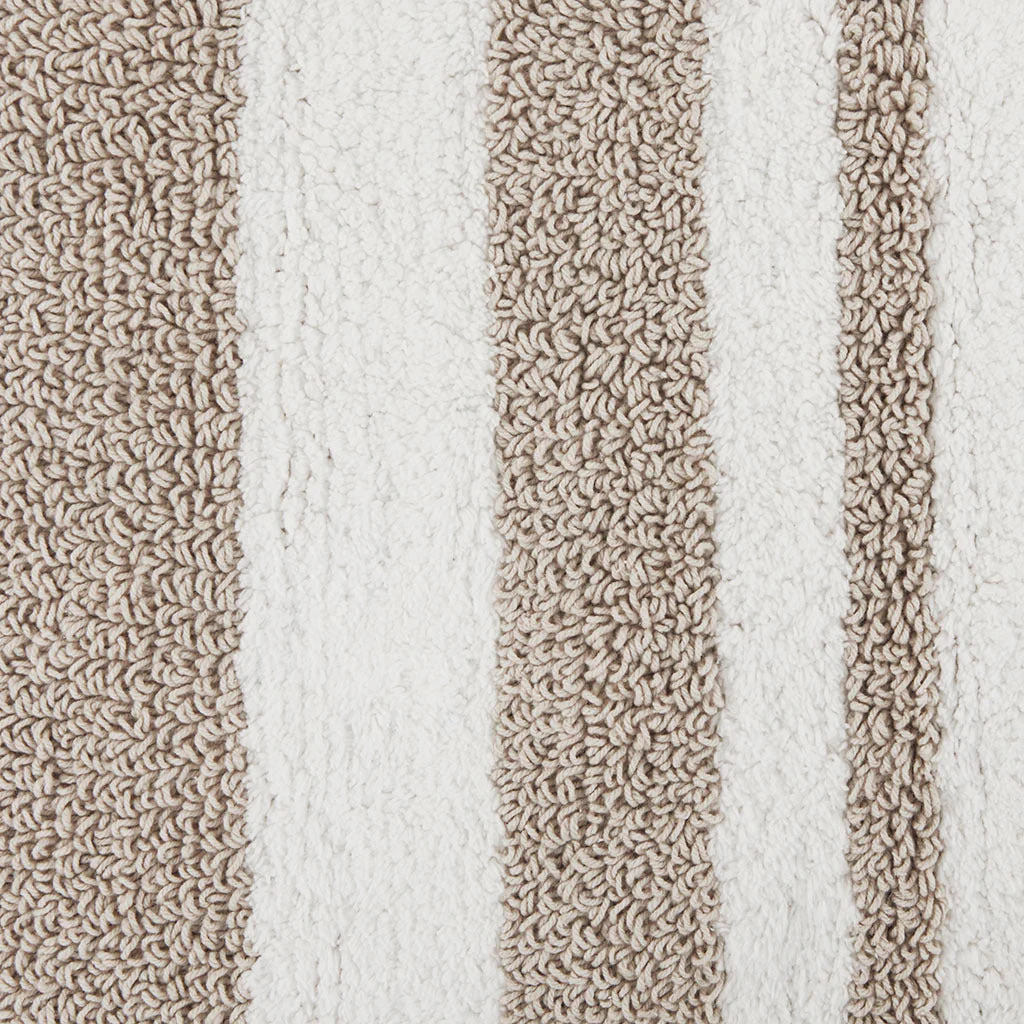 Reversible Bath Rug - Image 7