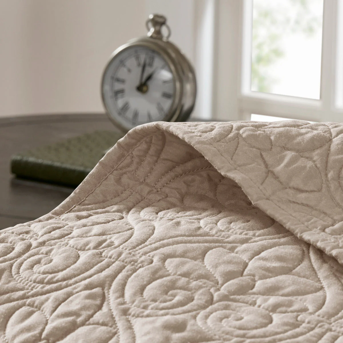 Reversible Quilt Set Khaki Full/Queen - Image 3