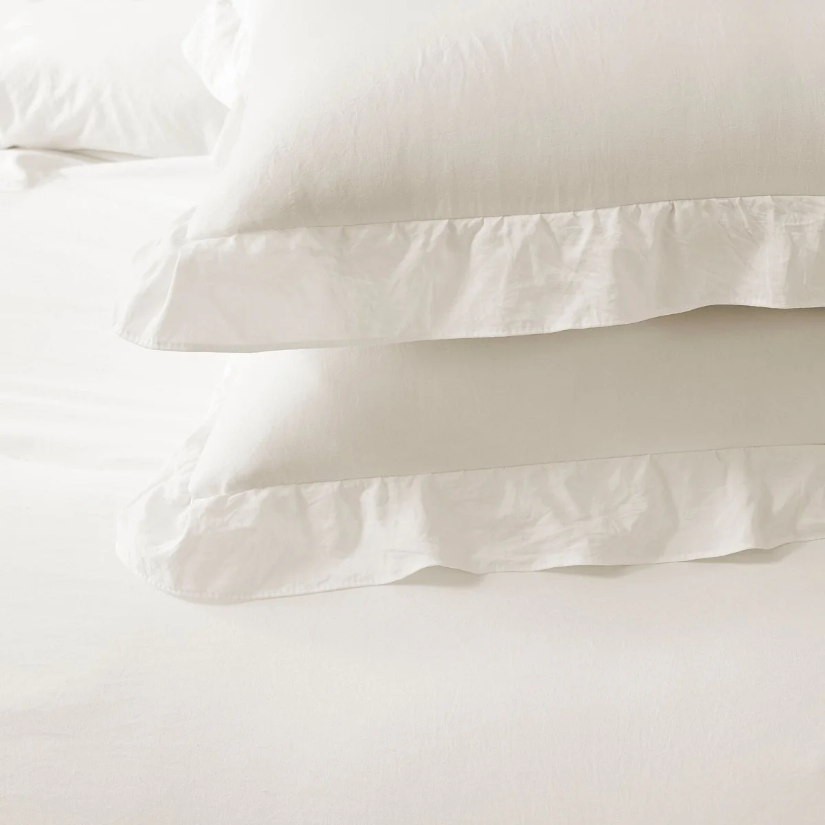 Reyna Comforter Set - Image 10
