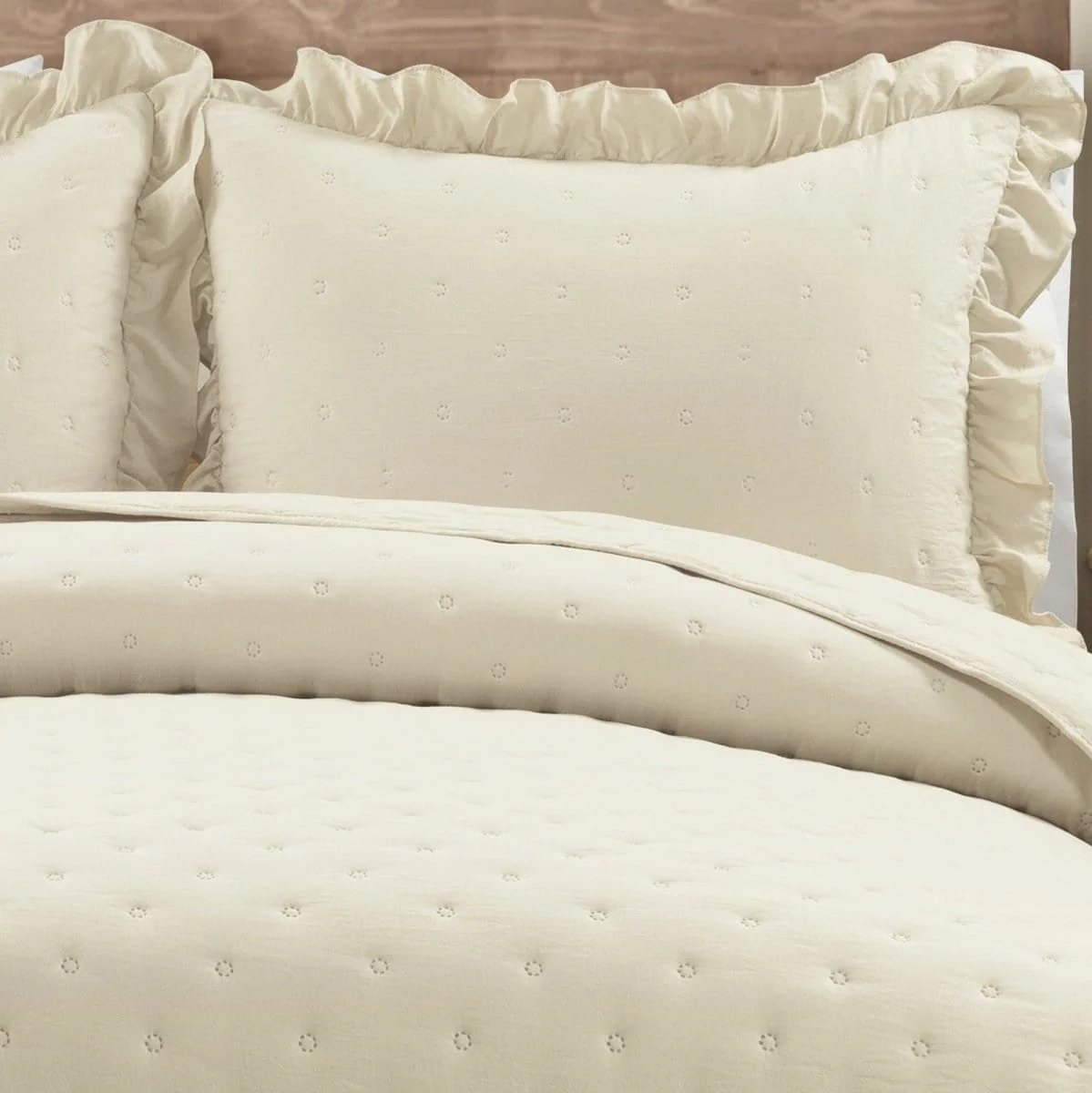 Reyna Ruffle Reversible Oversized 3 Piece Quilt Set - Image 13