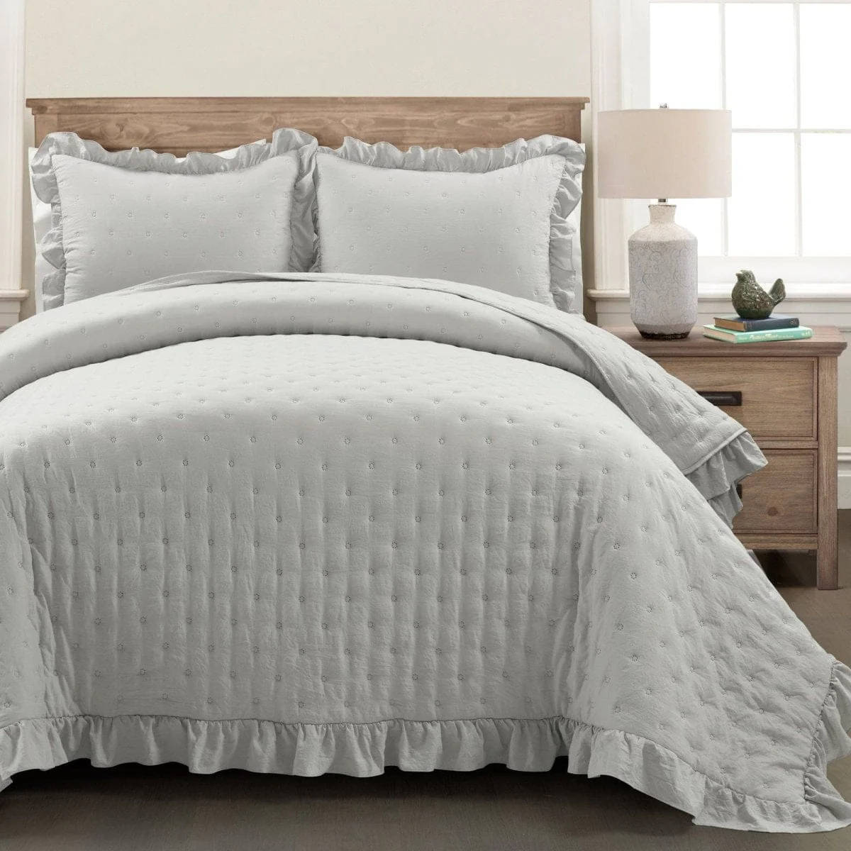 Reyna Ruffle Reversible Oversized 3 Piece Quilt Set - Image 2