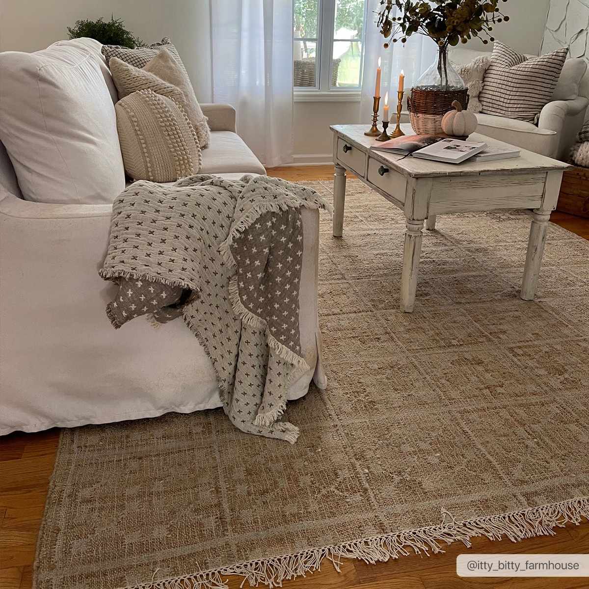 Rice Handcrafted Fringed Jute Carpet - Image 2