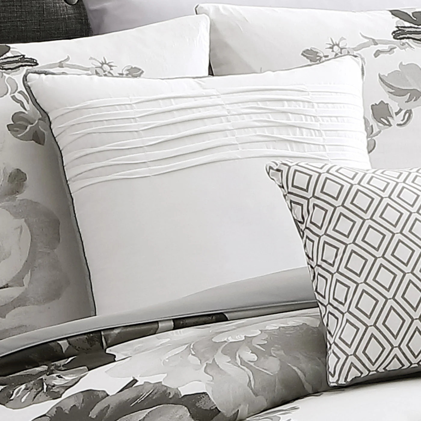 Ridgely 7 Pc Watercolor Black and White Floral Comforter Set - Image 3
