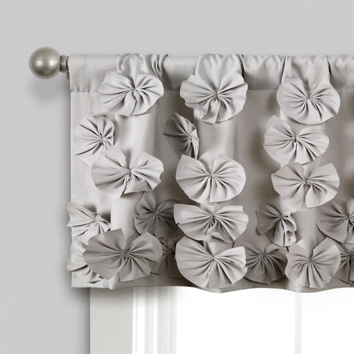 Riley Valance - Image 6