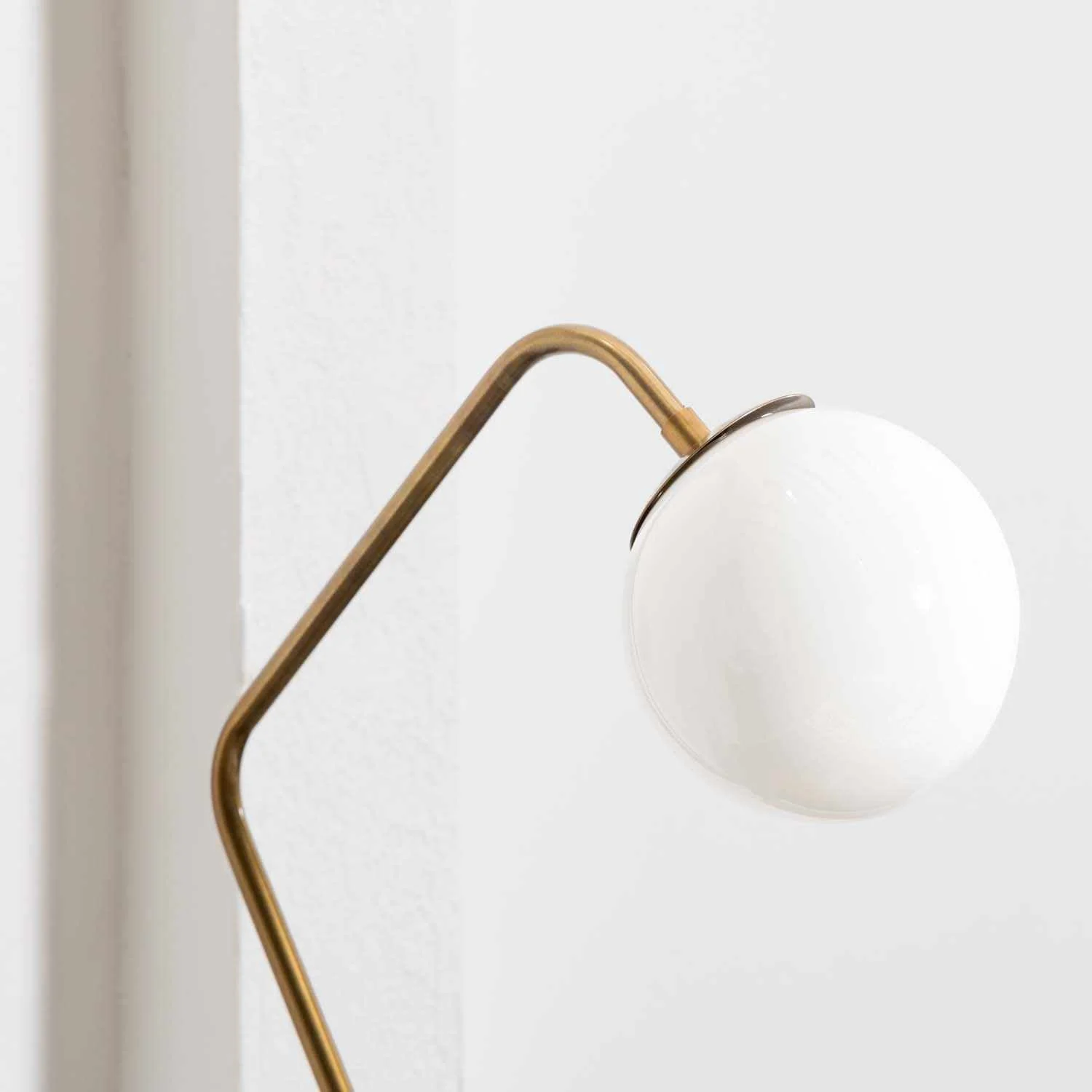 Rimpeso Gold Brass Table Lamp - Image 4