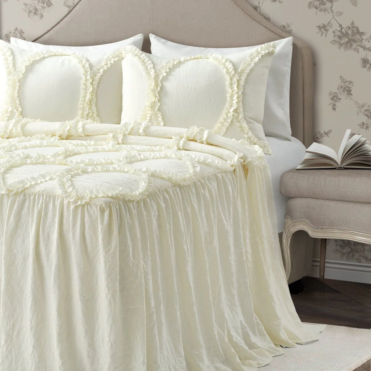 Riviera 3 Piece Bedspread Set - Image 12
