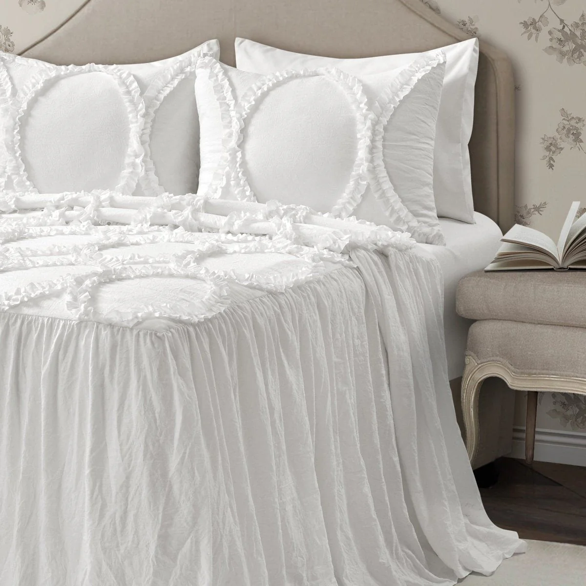 Riviera 3 Piece Bedspread Set - Image 9