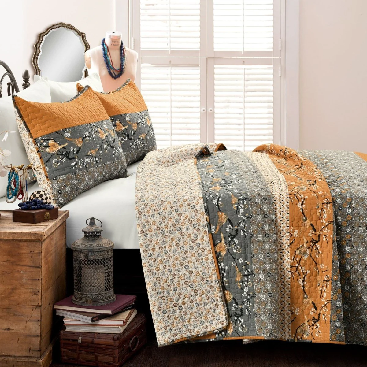 Royal Empire Quilt Set - Image 16