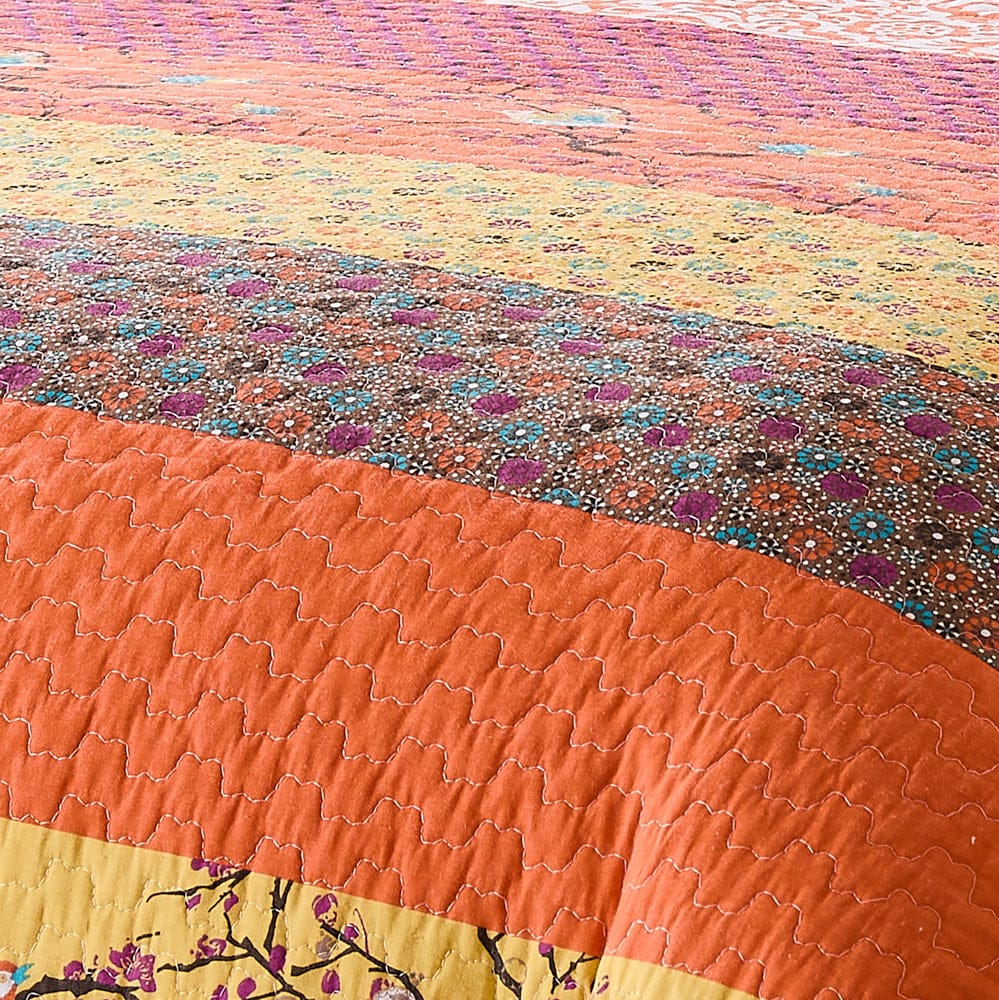 Royal Empire Quilt Set - Image 4