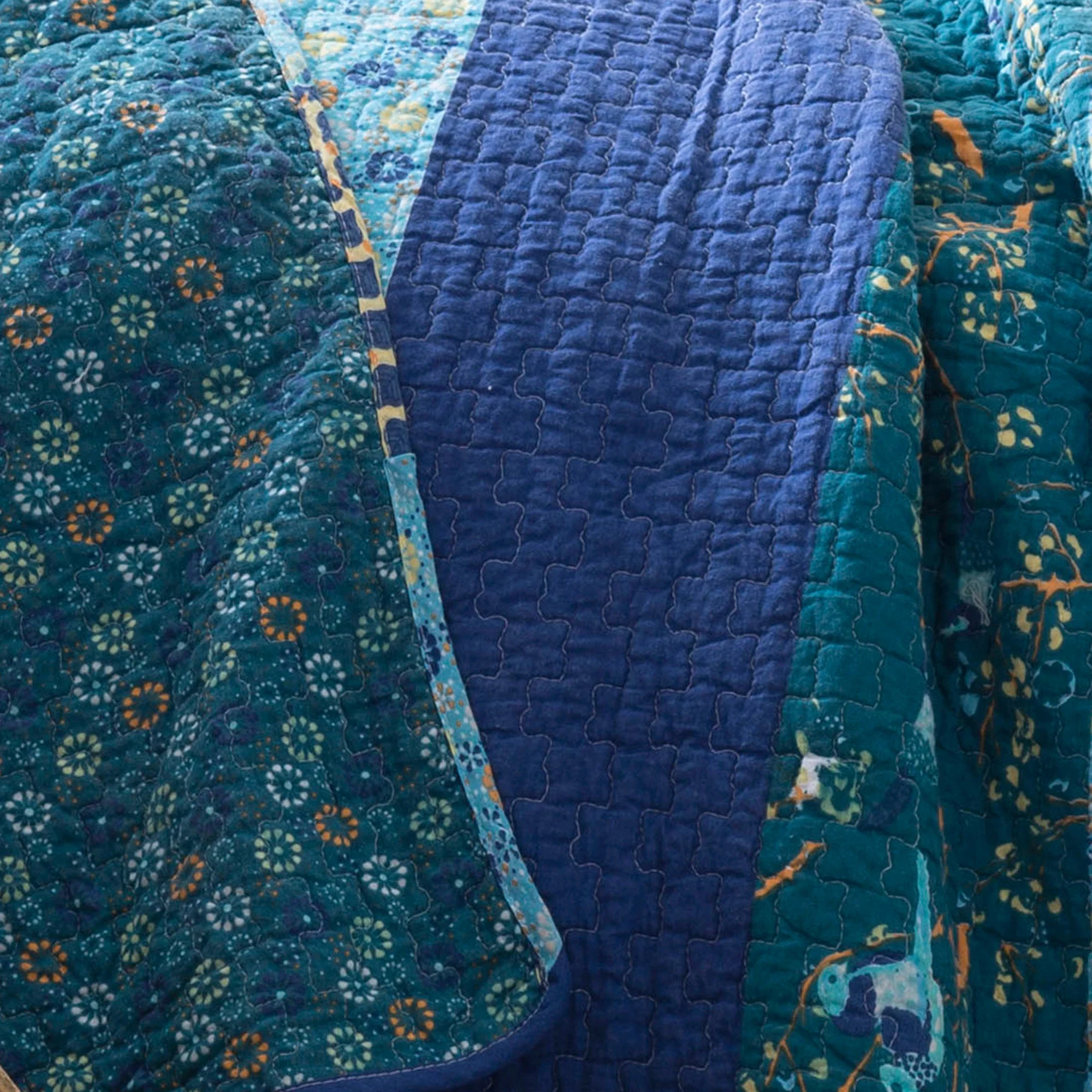 Royal Empire Quilt Set - Image 41