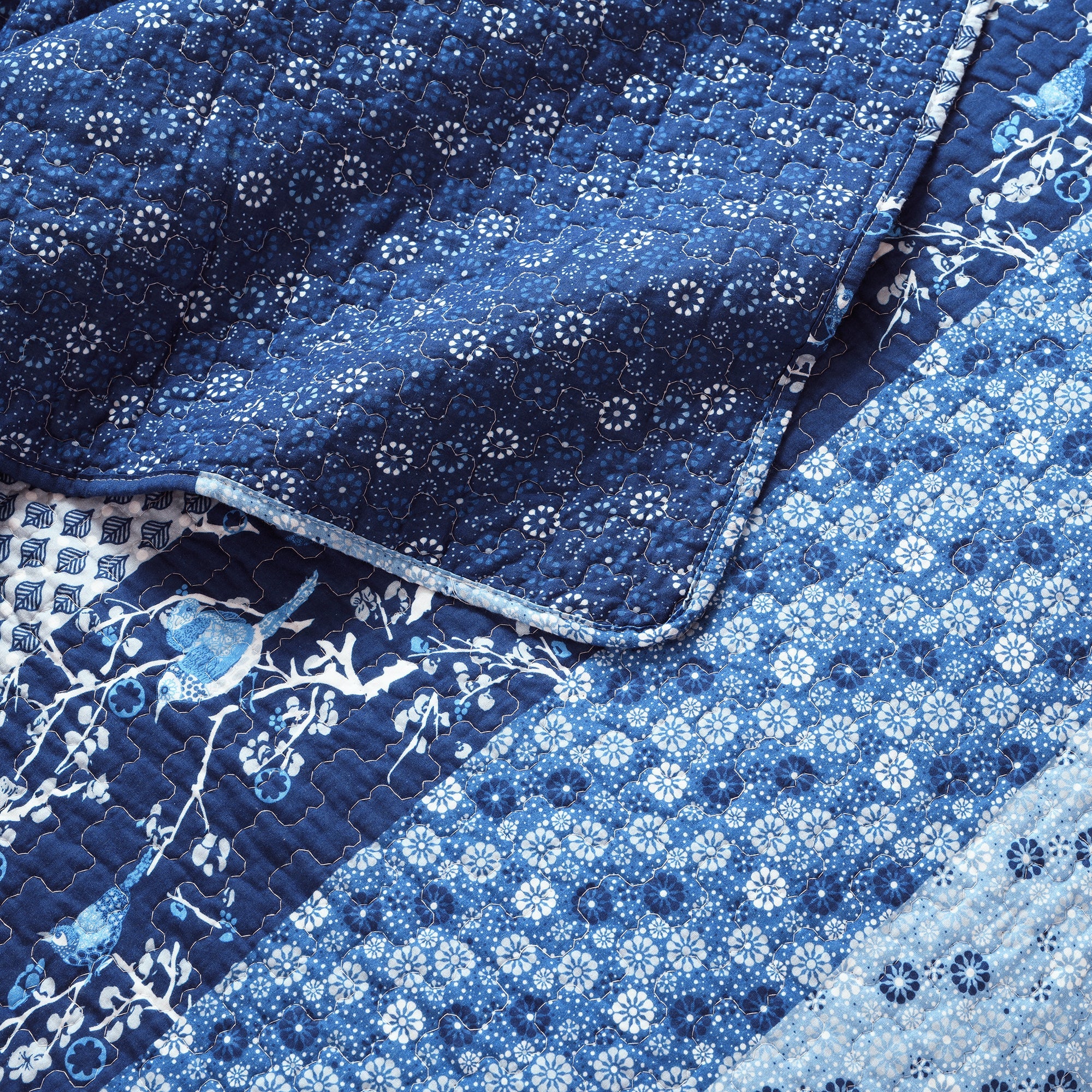 Royal Empire Quilt Set - Image 48