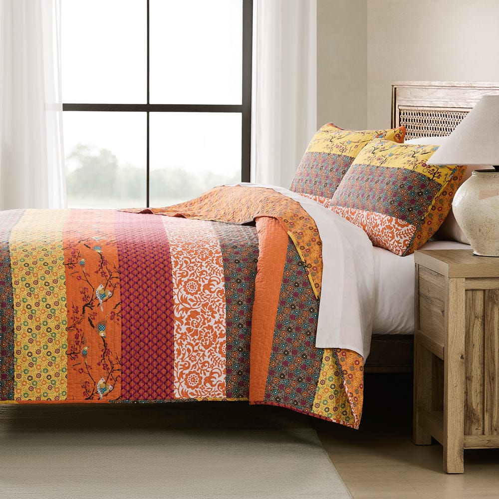Royal Empire Quilt Set - Image 9