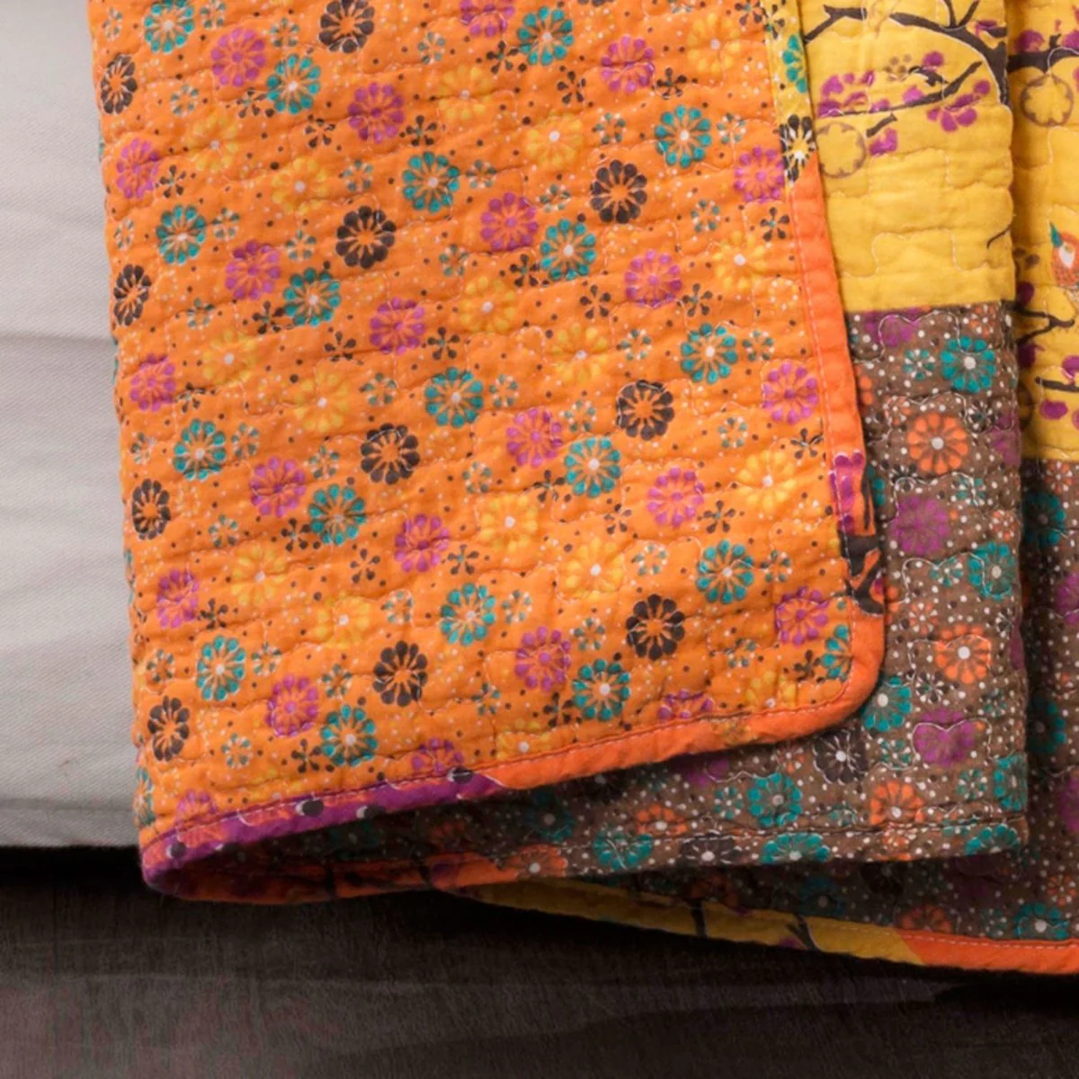 Royal Empire Throw - Image 3