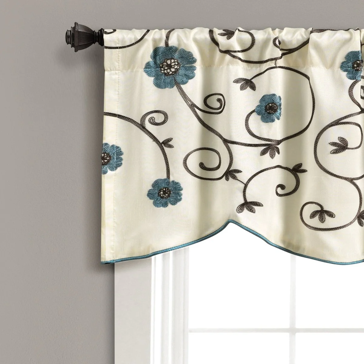 Royal Garden Valance - Image 5