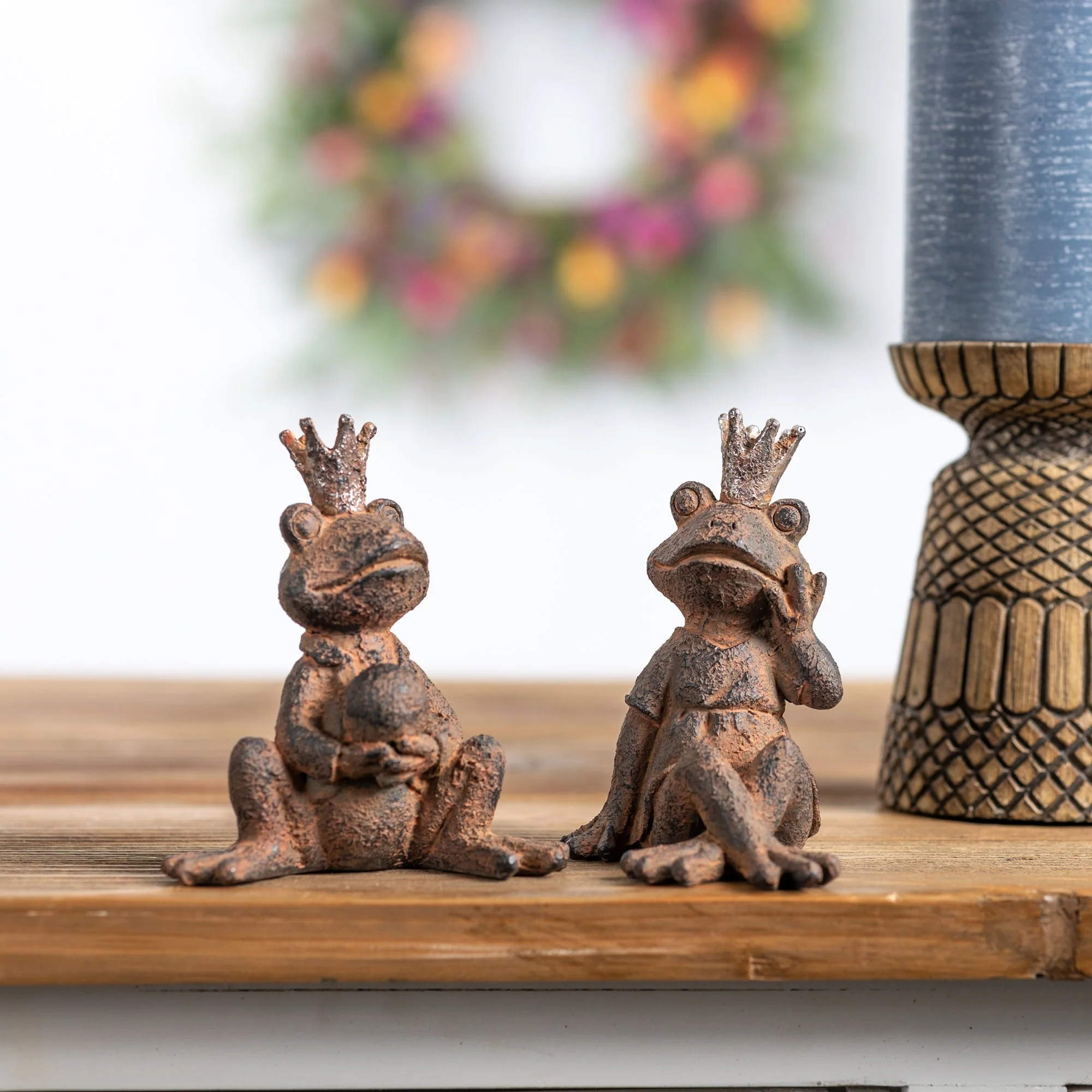 Royal sitting frog figurine (set of 6) - Image 2