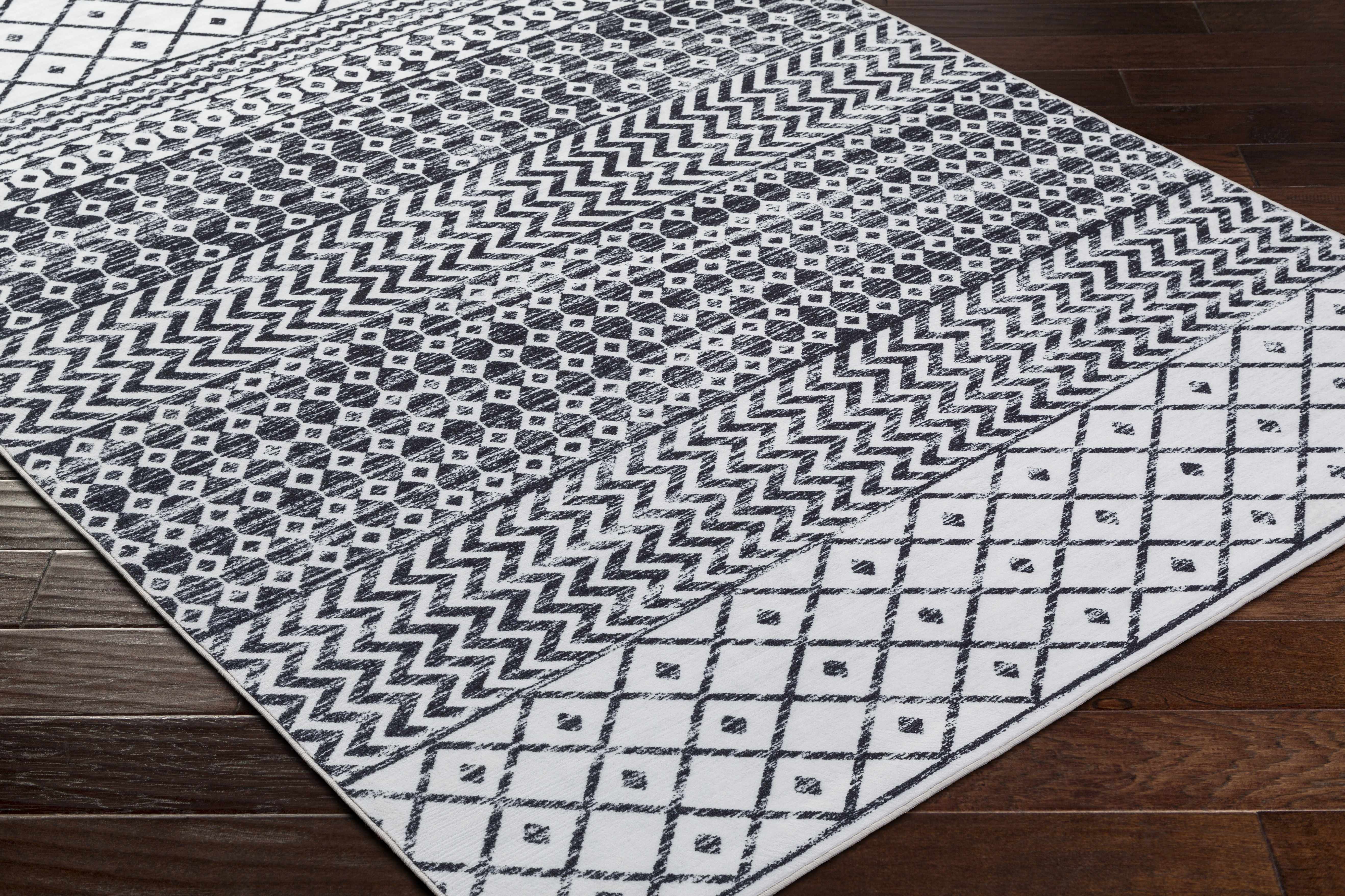 Royko Washable Area Rug - Image 3
