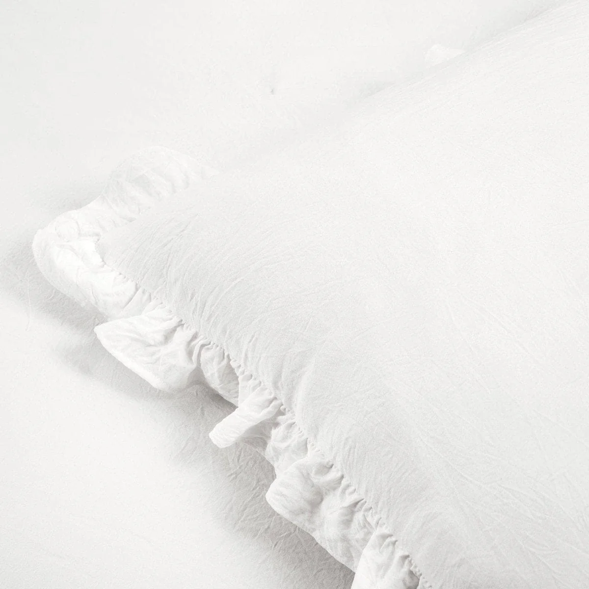 Ruffle Skirt Daybed Cover 5 Piece Set - Image 4