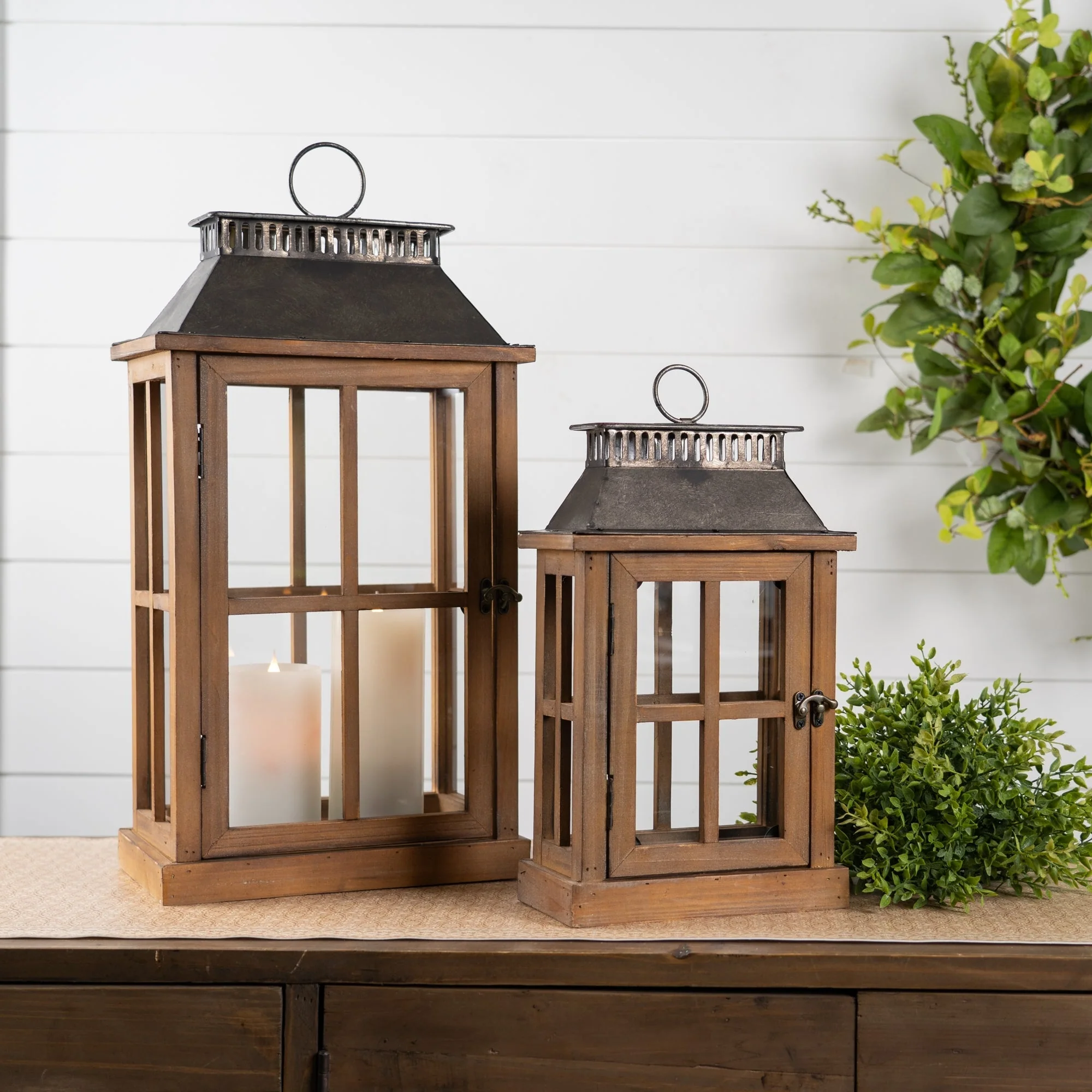 Rustic wood floor lantern with galvanized metal lid (set of 2) - Image 2