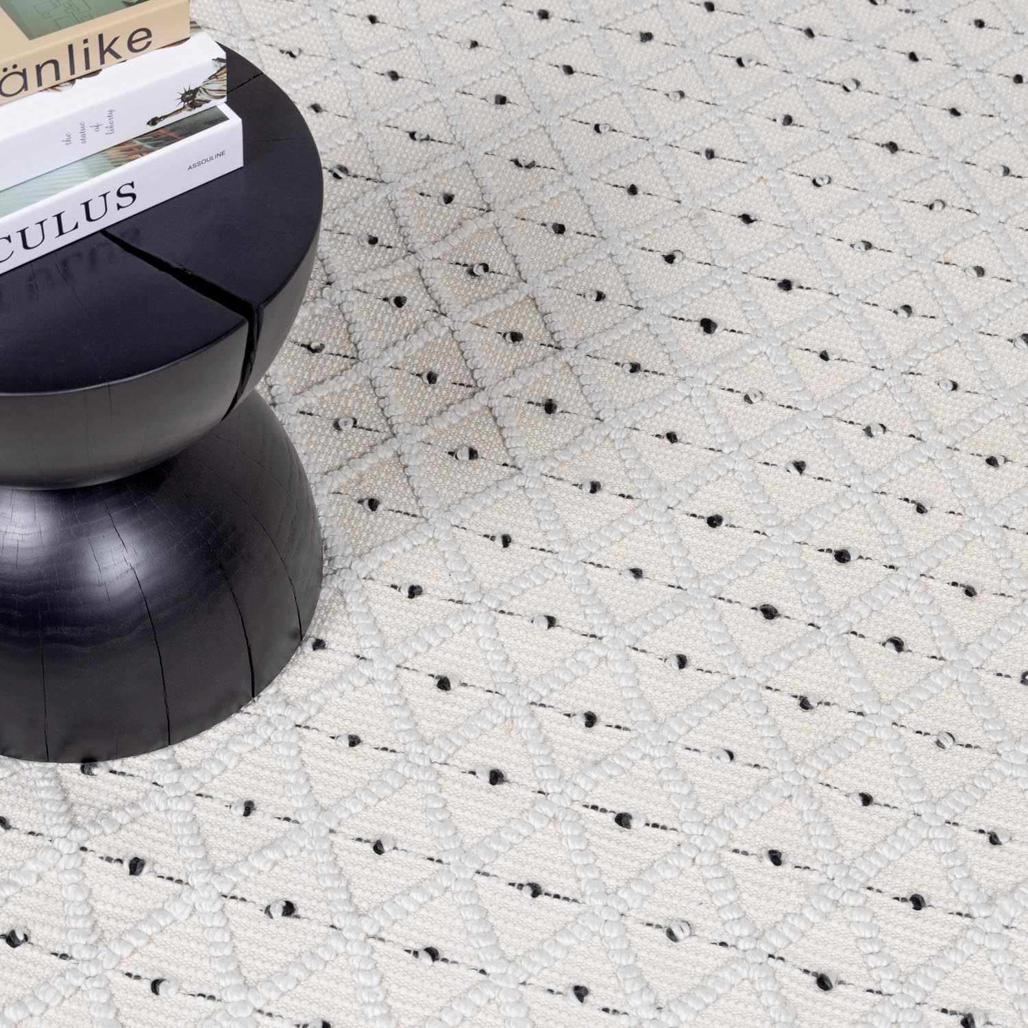 Sadleir Indoor & Outdoor Rug - Clearance - Image 12