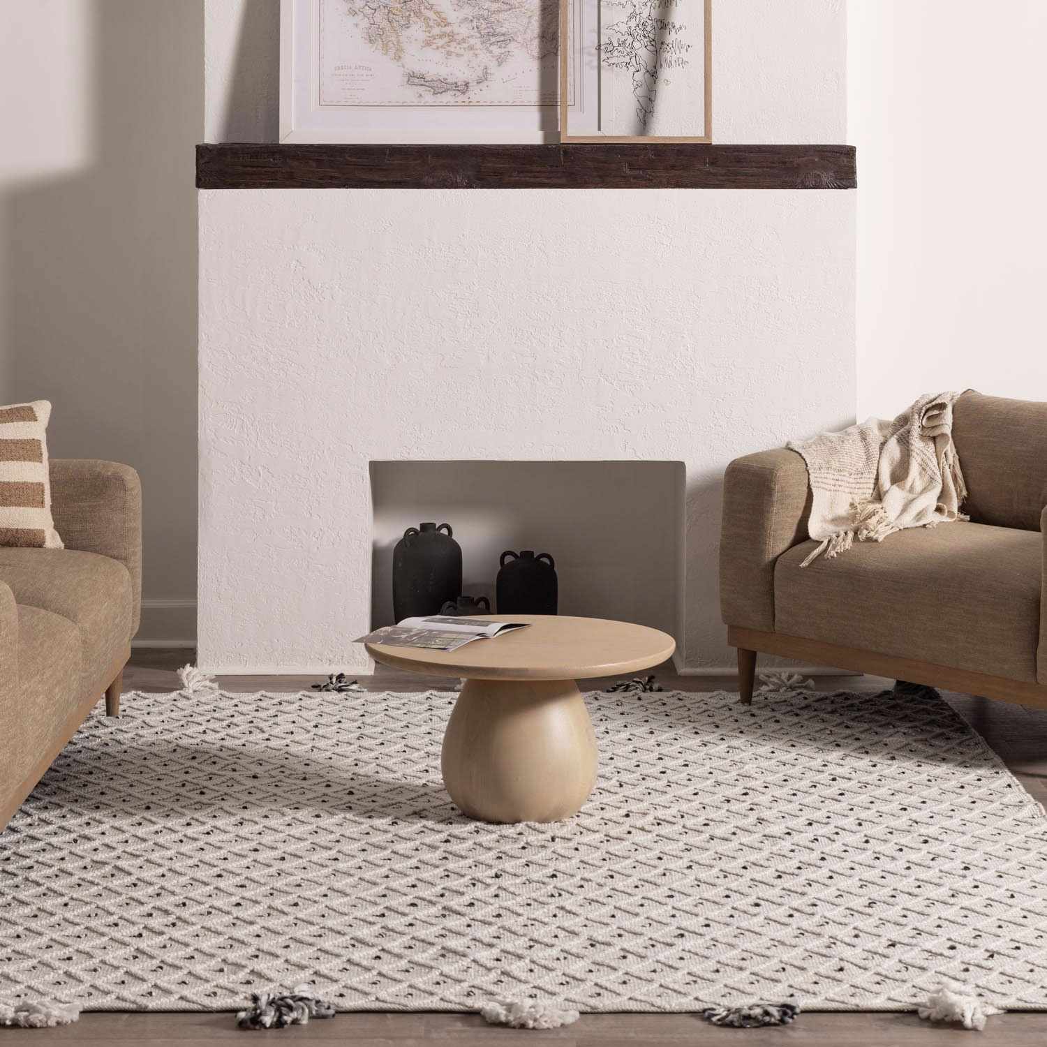Sadleir Indoor & Outdoor Rug - Clearance - Image 4