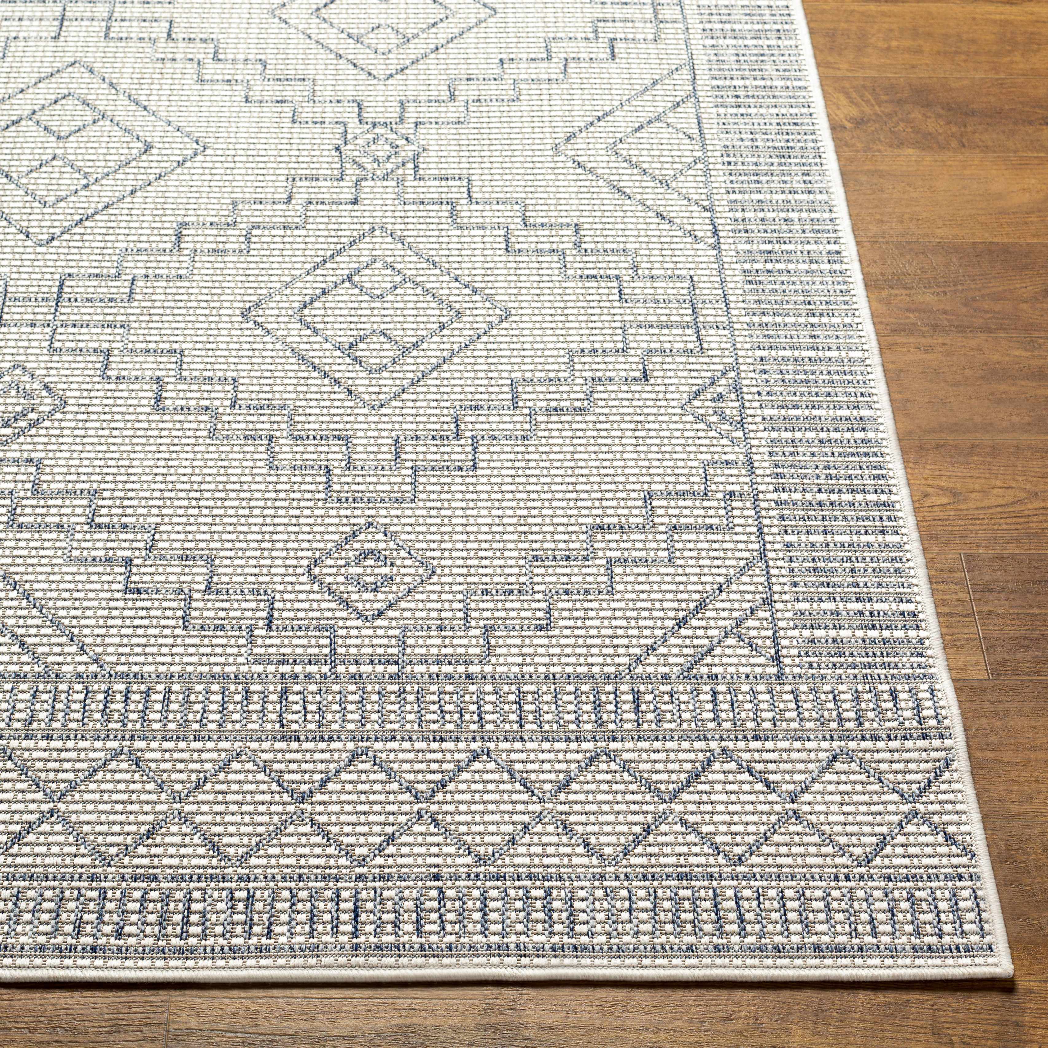 Saimbeyli Indoor & Outdoor Rug - Clearance - Image 6