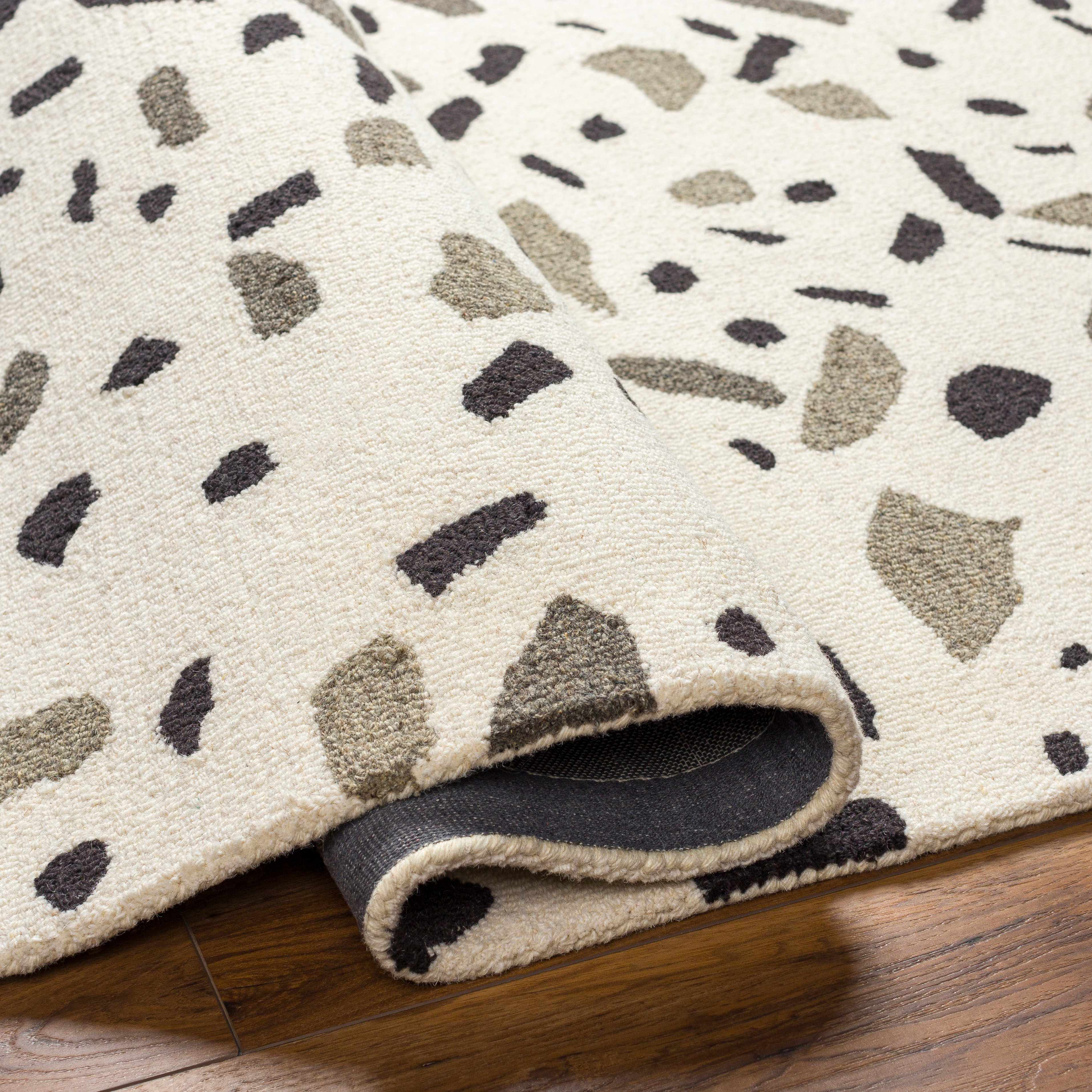 Sala Area Rug - Clearance - Image 5