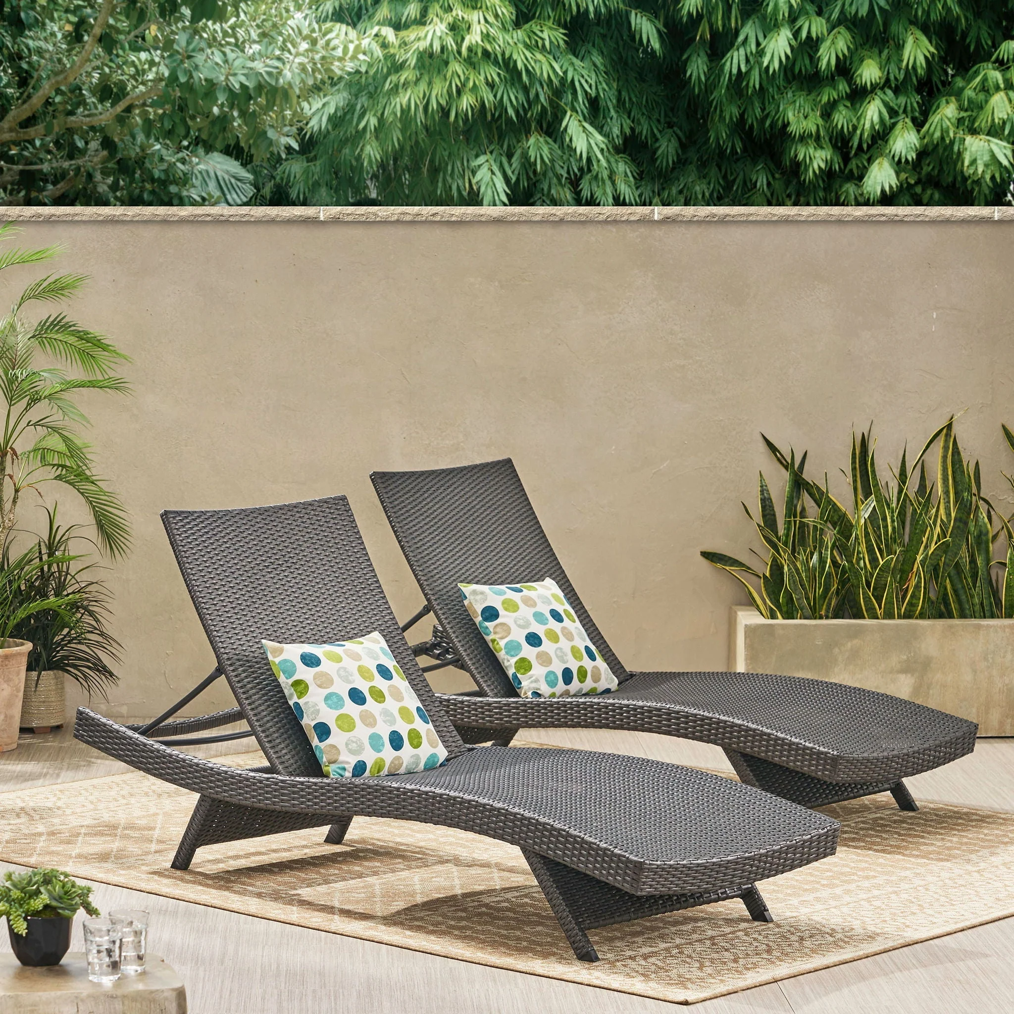 Salem - Chaise Lounge - Image 55