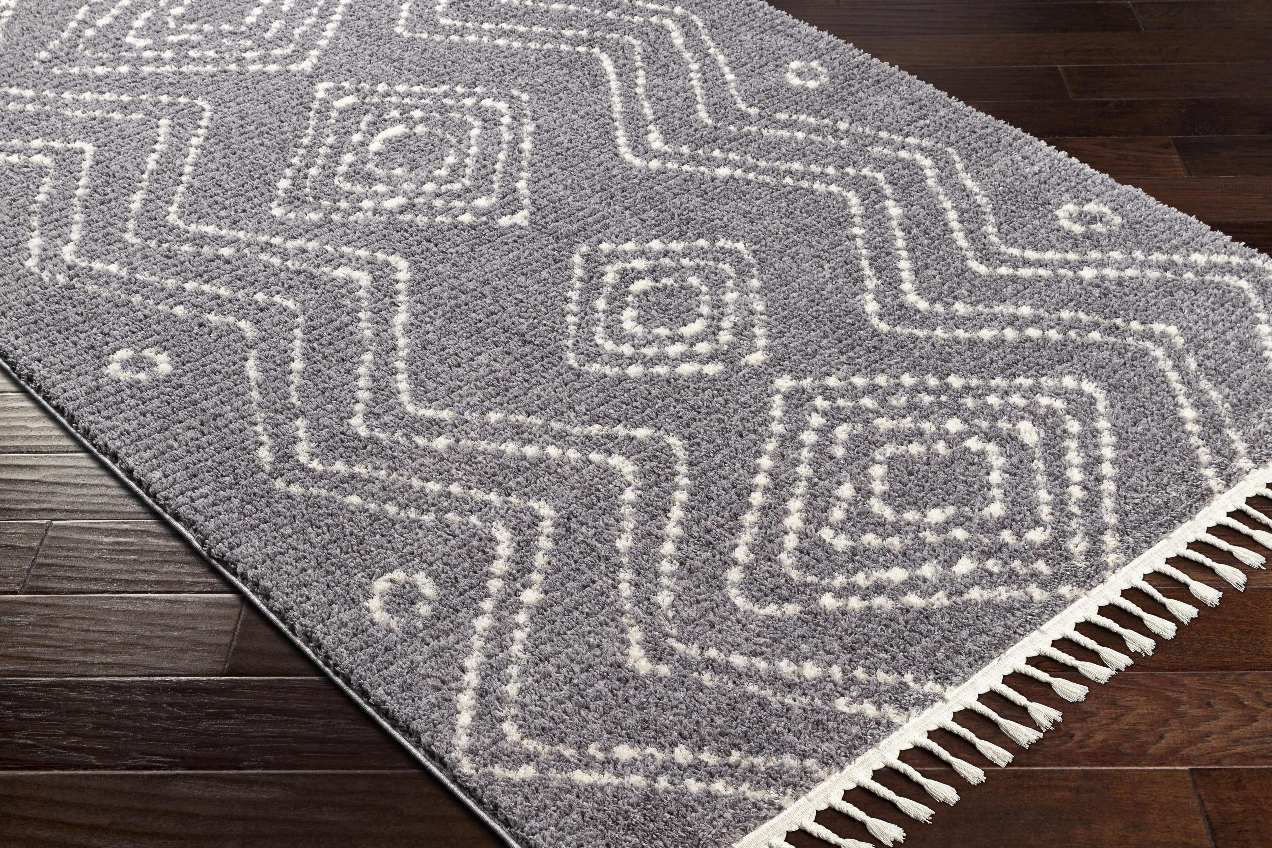 Salingogan Area Rug - Clearance - Image 3