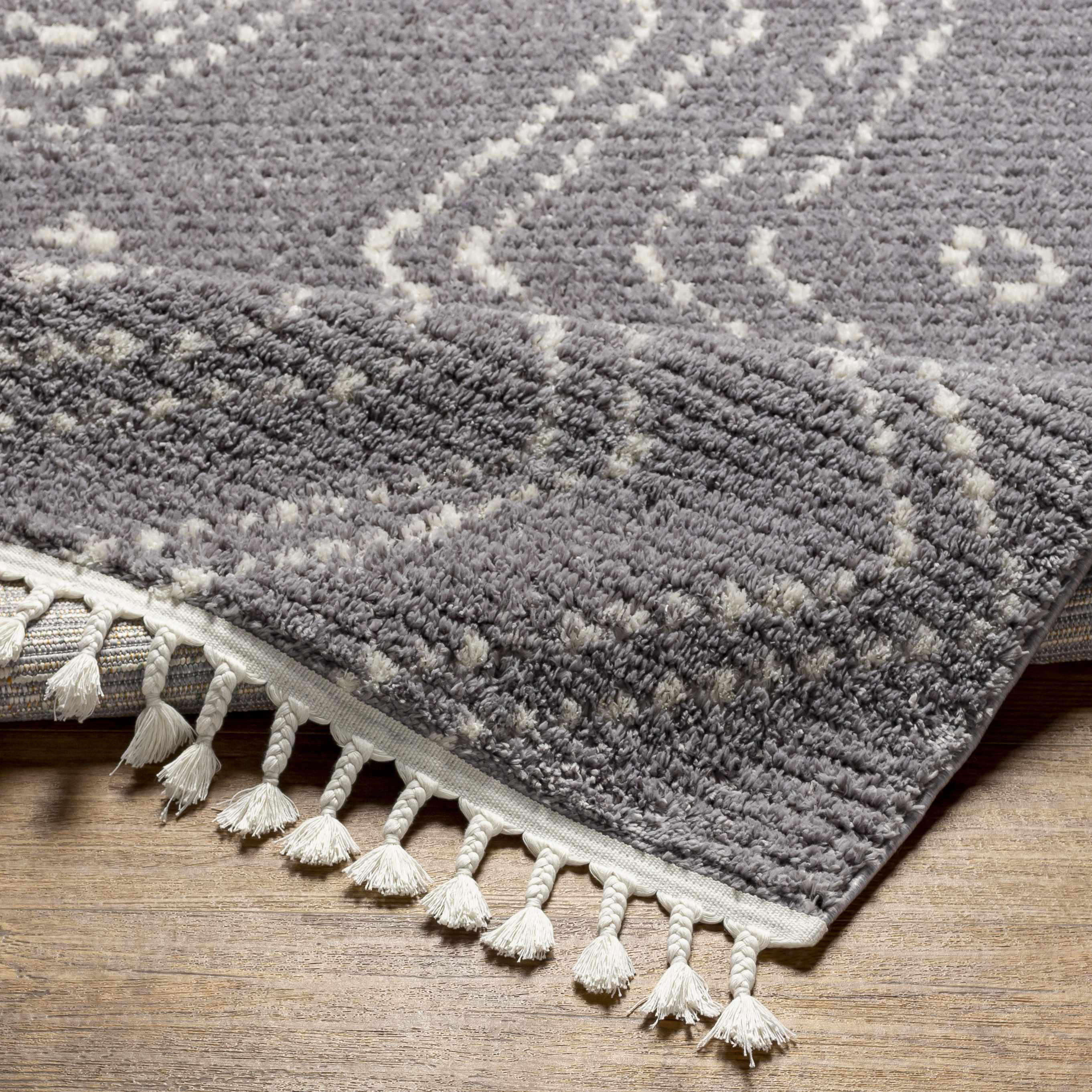 Salingogan Area Rug - Clearance - Image 5